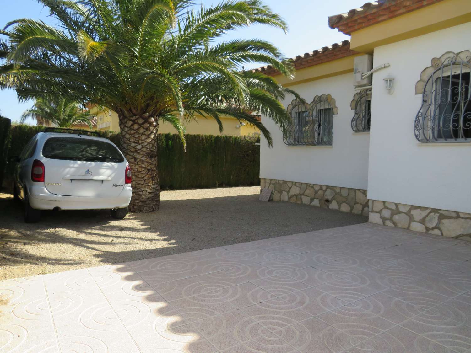 24 Hondures encantadora vila amb piscina privada