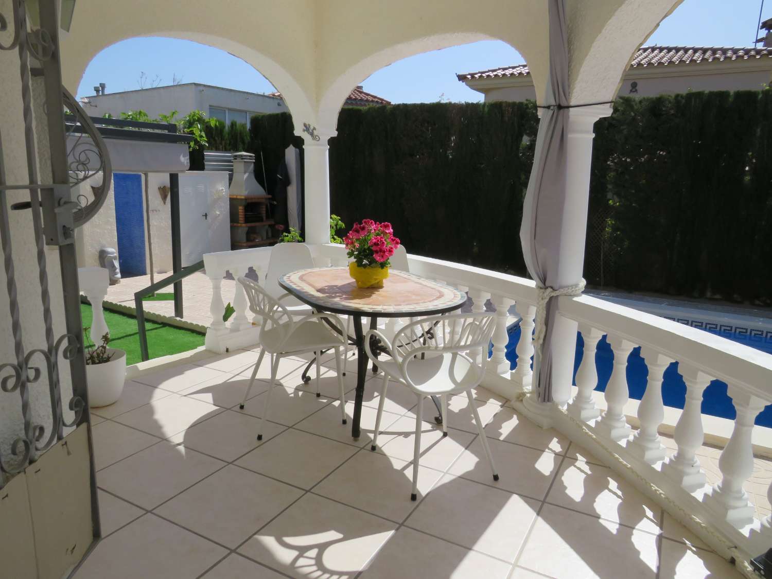 24 Hondures encantadora vila amb piscina privada