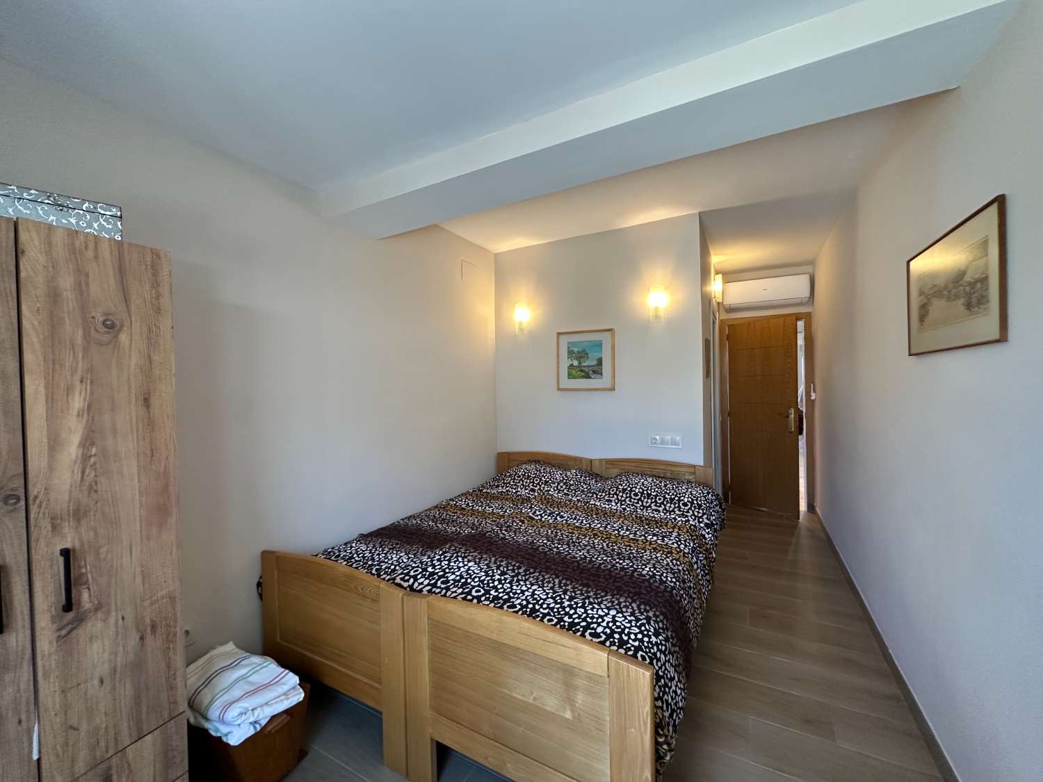 Casa con gran piscina privada y licencia turística