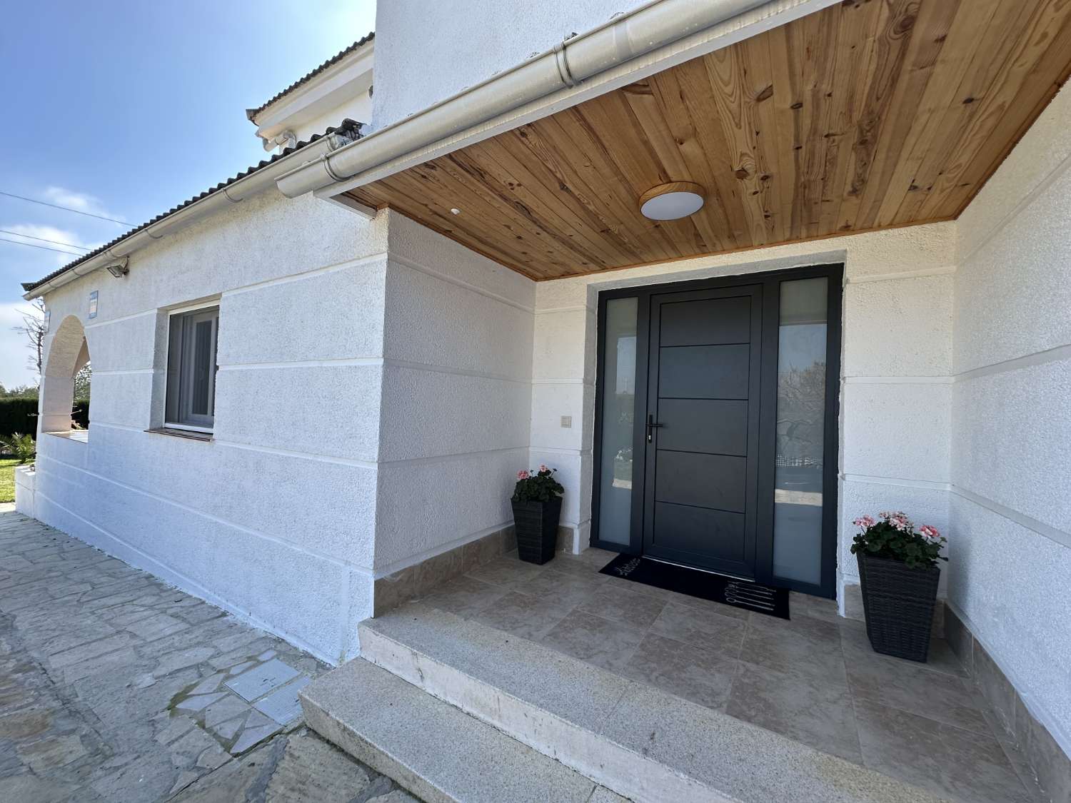 Haus mit großem privaten Pool und Touristenlizenz