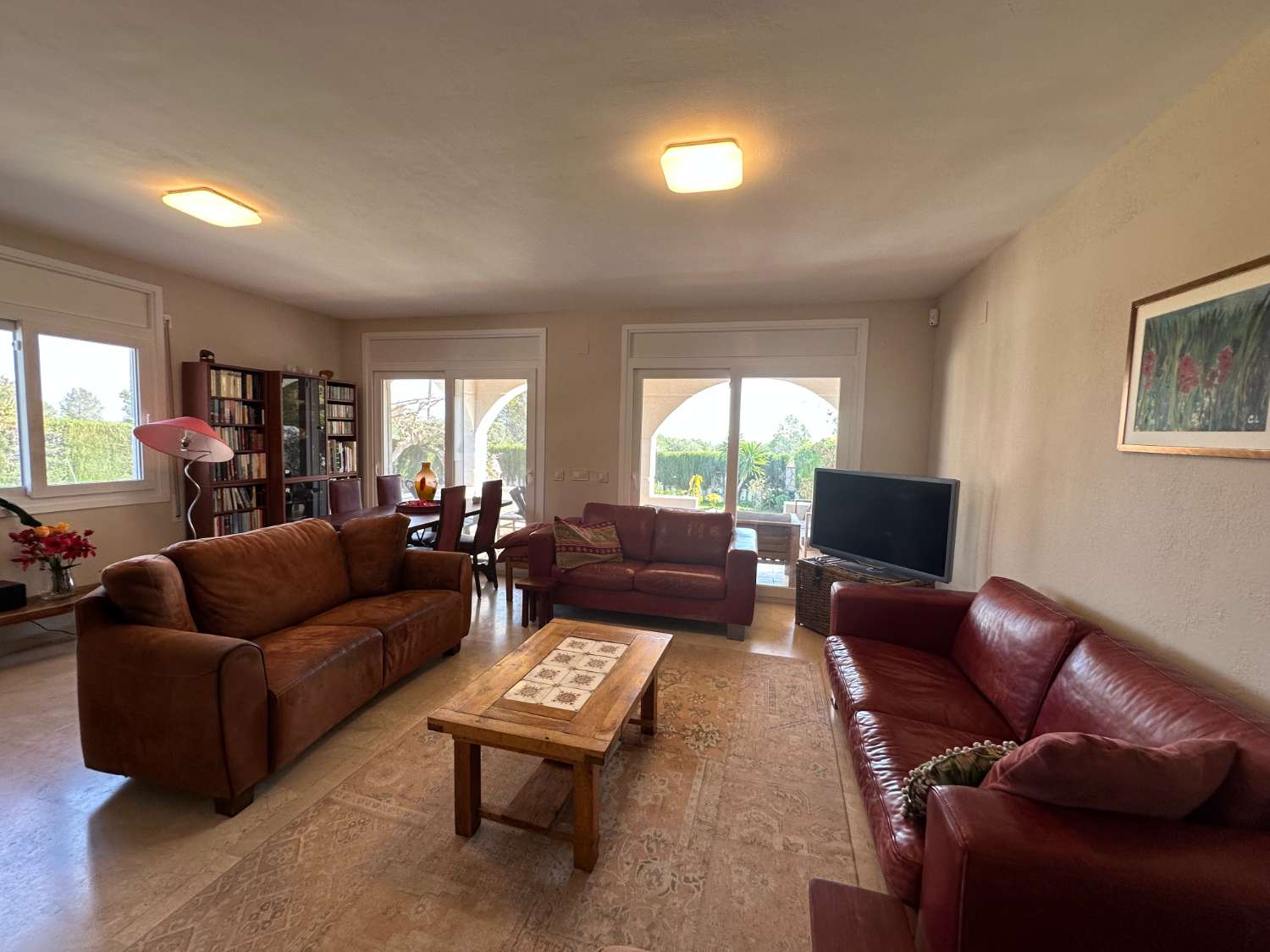 Casa con gran piscina privada y licencia turística