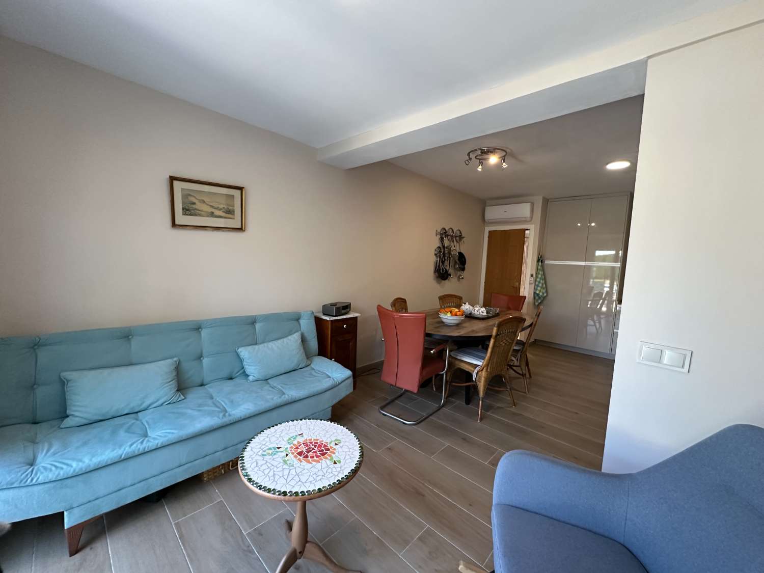 Casa con gran piscina privada y licencia turística