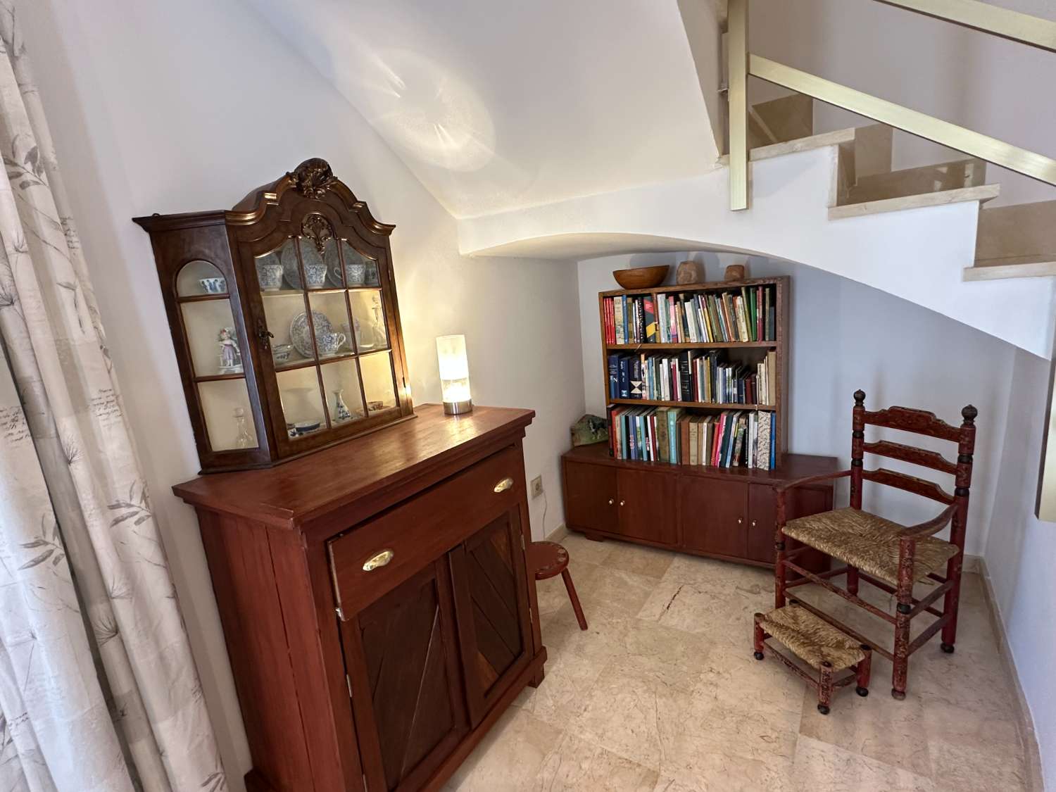 Casa con gran piscina privada y licencia turística