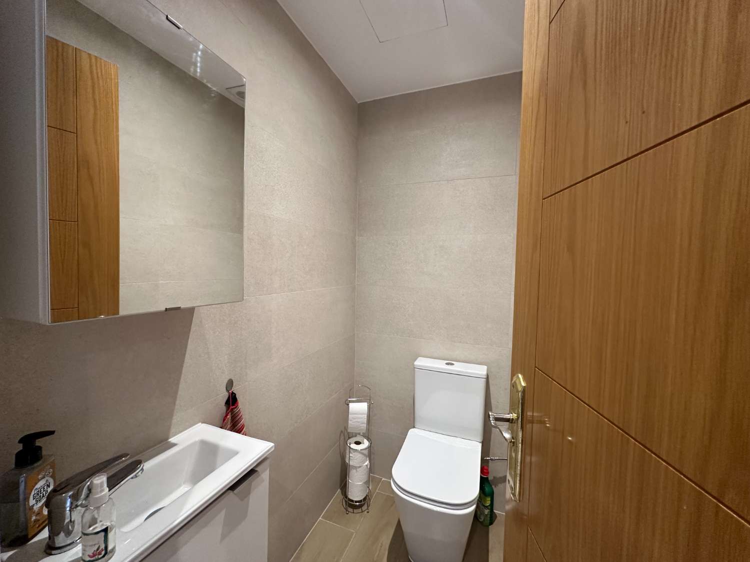 Casa con gran piscina privada y licencia turística