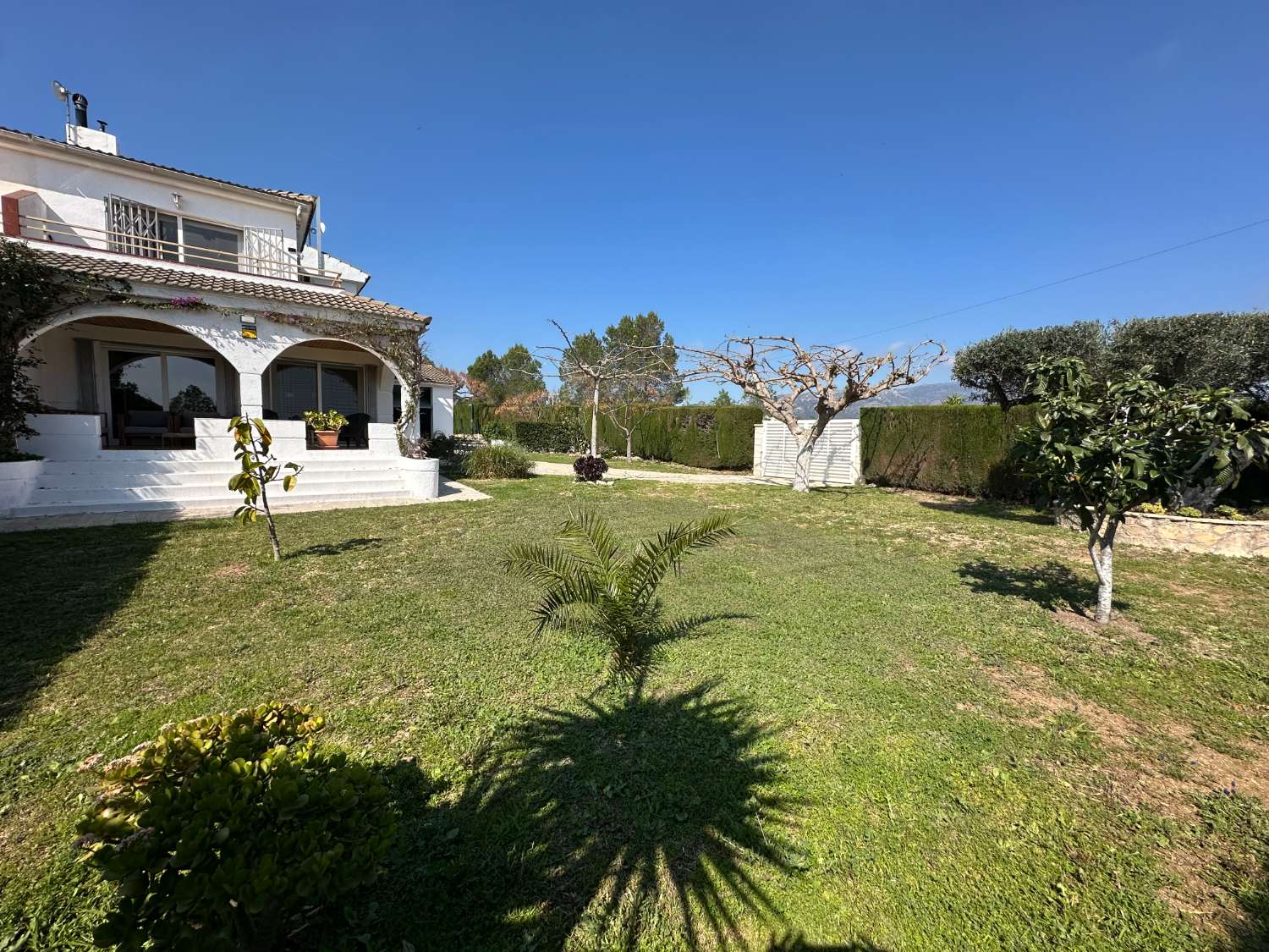 Casa con gran piscina privada y licencia turística