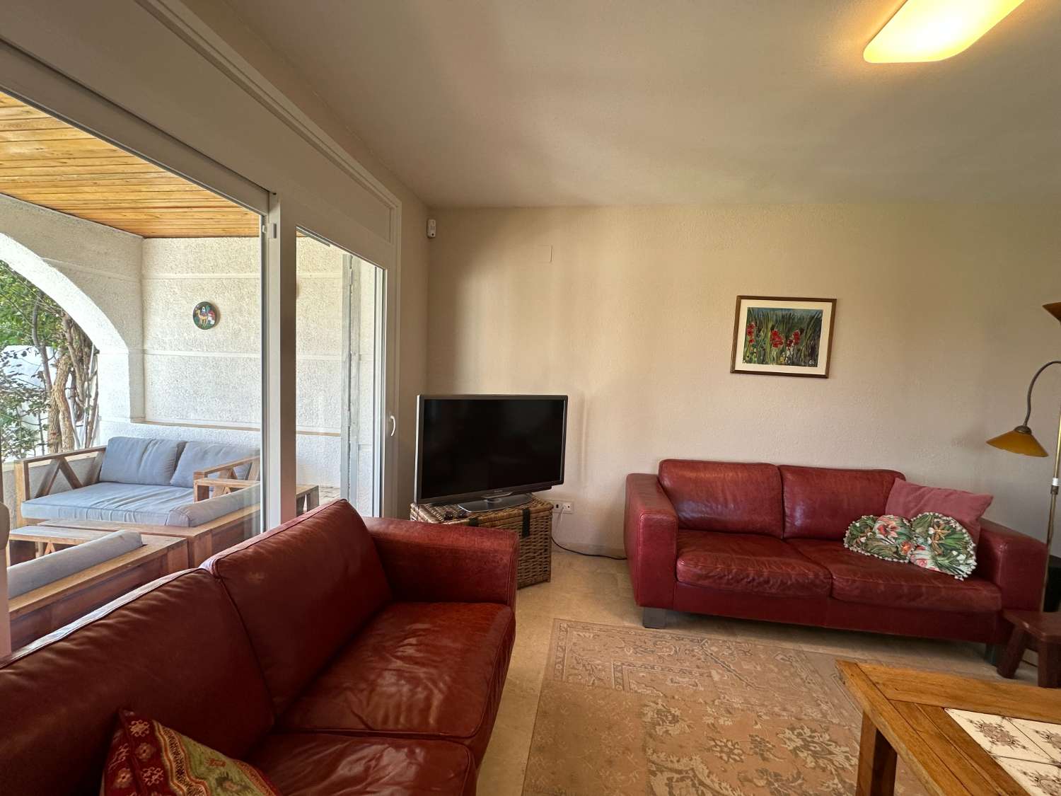 Casa con gran piscina privada y licencia turística