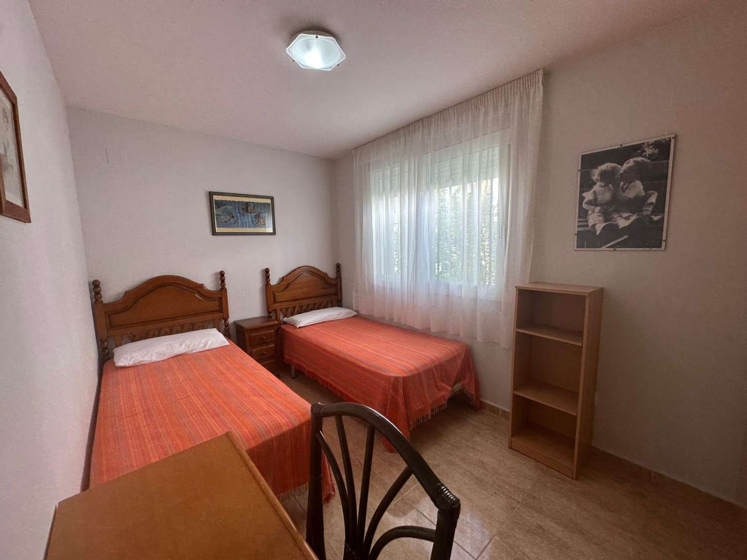 Ideal Inversores !!!!  Piso en planta baja con parking  a 150 m. de la playa