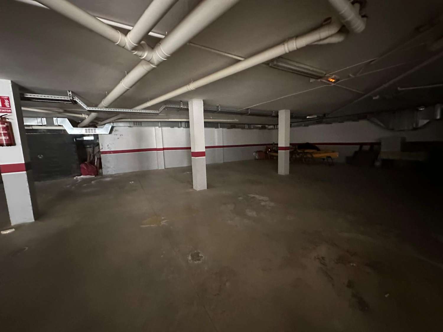 Ideal Inversores !!!!  Piso en planta baja con parking  a 150 m. de la playa