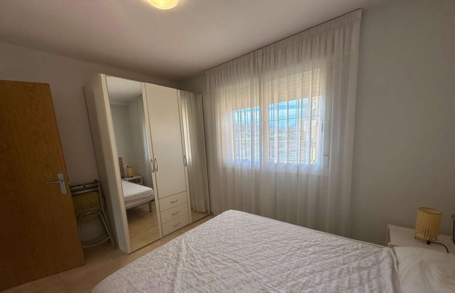 Ideal Inversores !!!!  Piso en planta baja con parking  a 150 m. de la playa