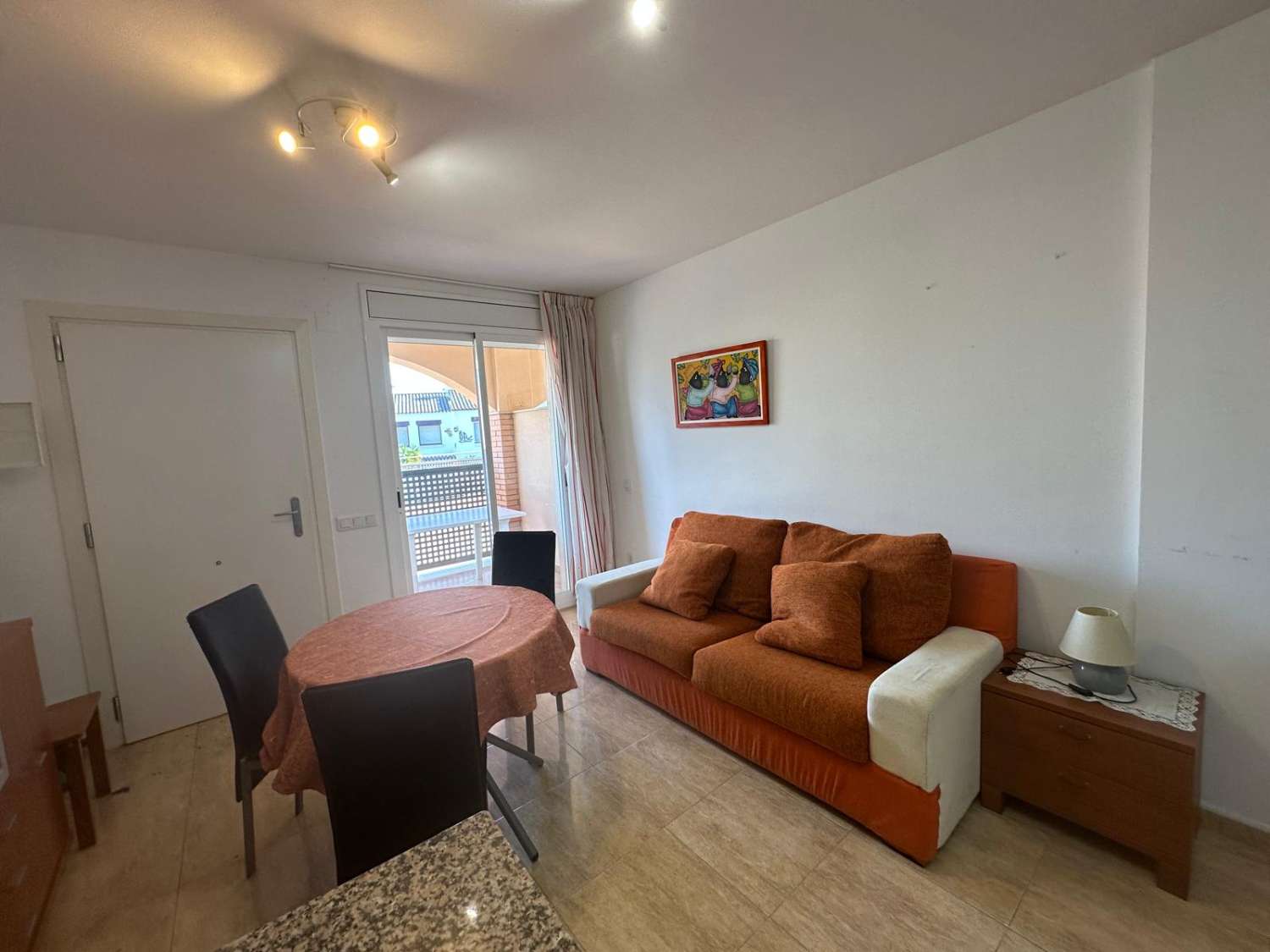 Ideal Inversores !!!!  Piso en planta baja con parking  a 150 m. de la playa