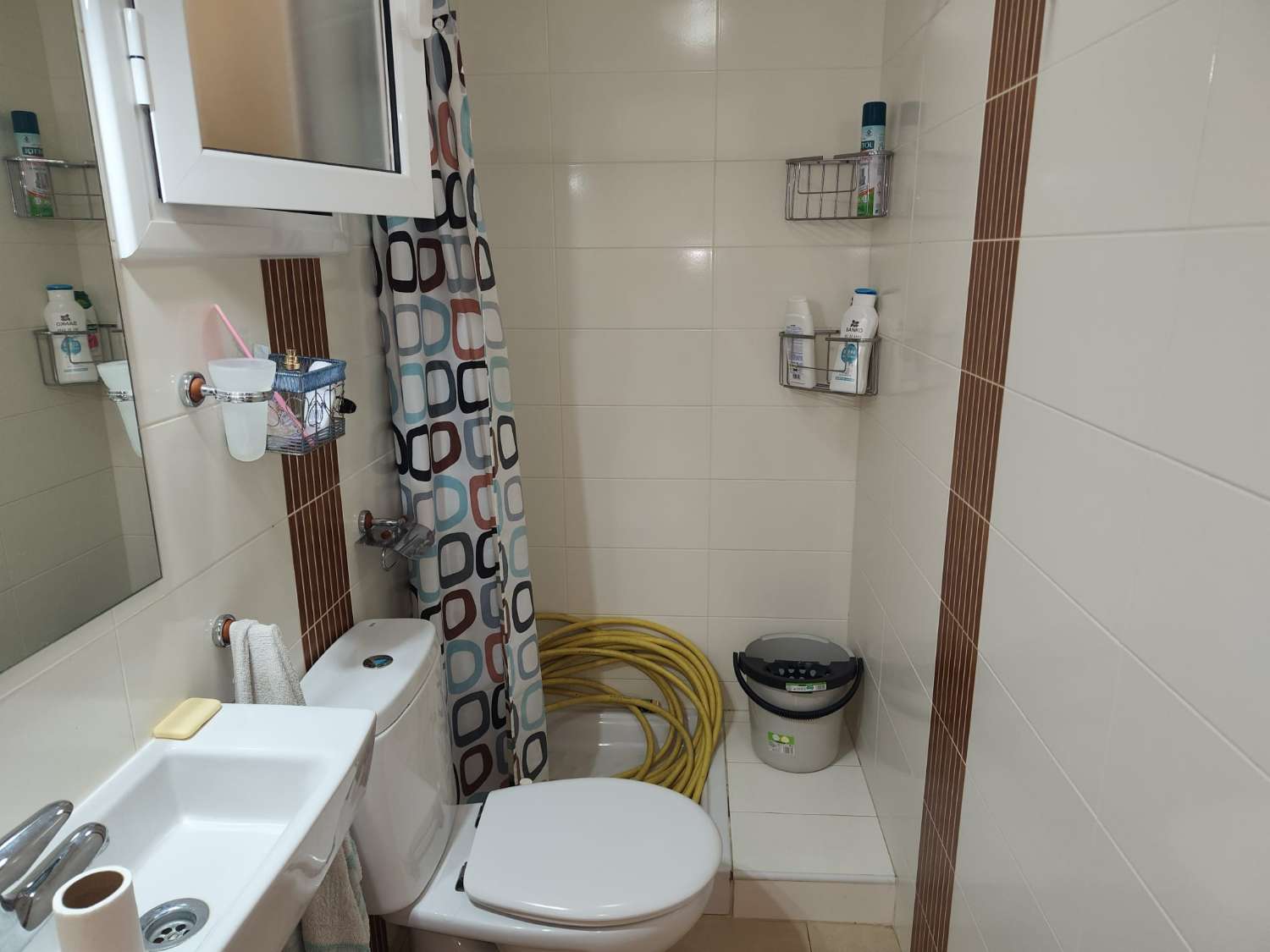 Casa adosada esquinera  en Mont Roig del Camp