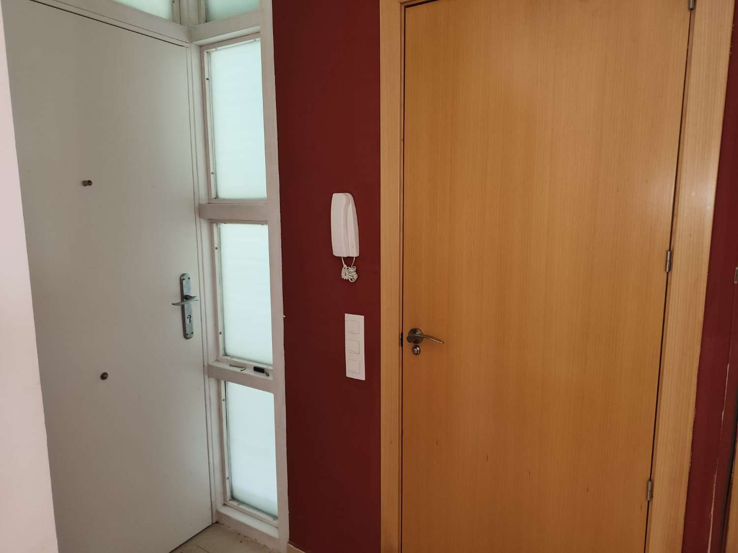 Casa adosada esquinera  en Mont Roig del Camp