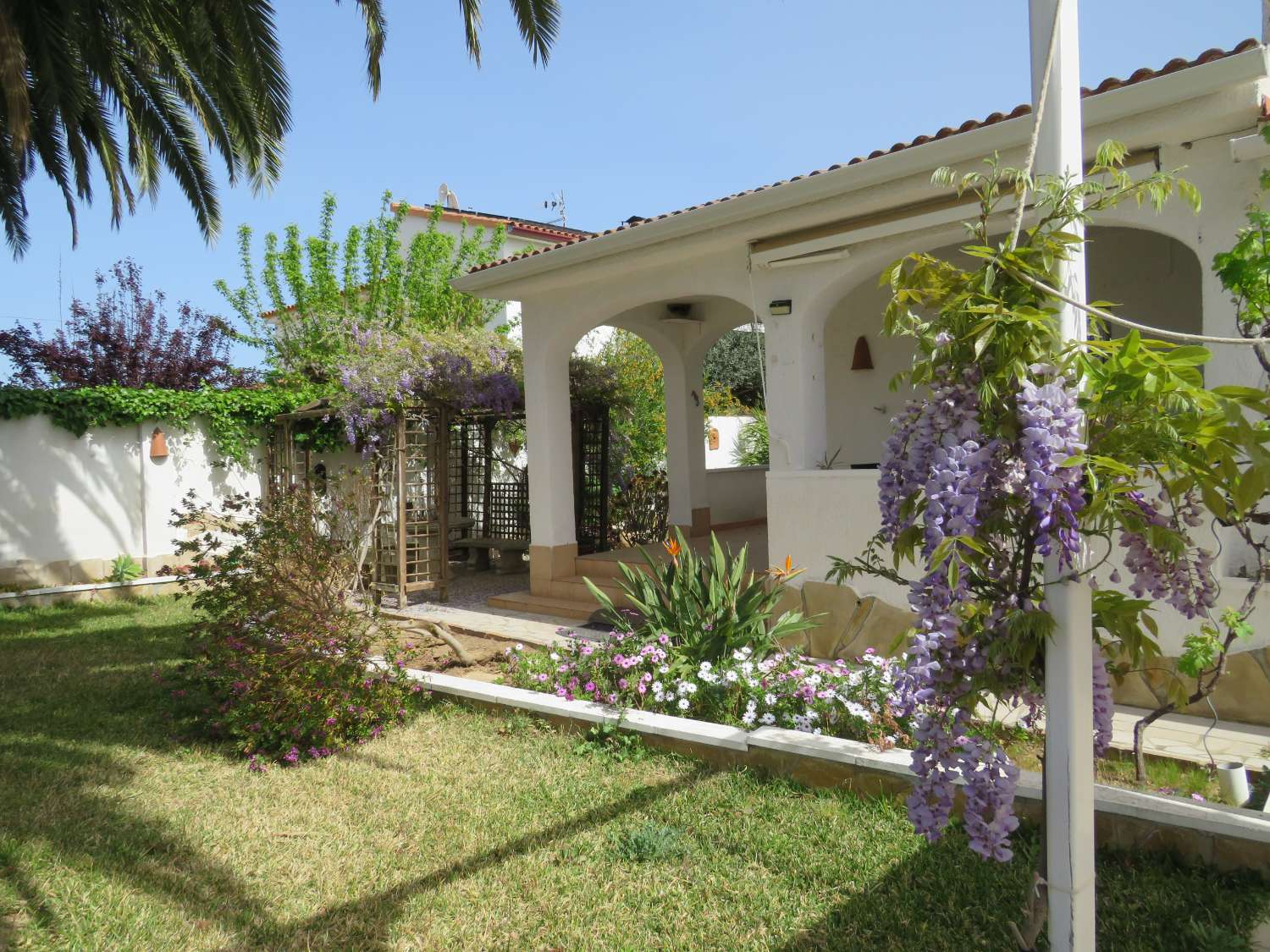 Bonita casa con licencia turística!!