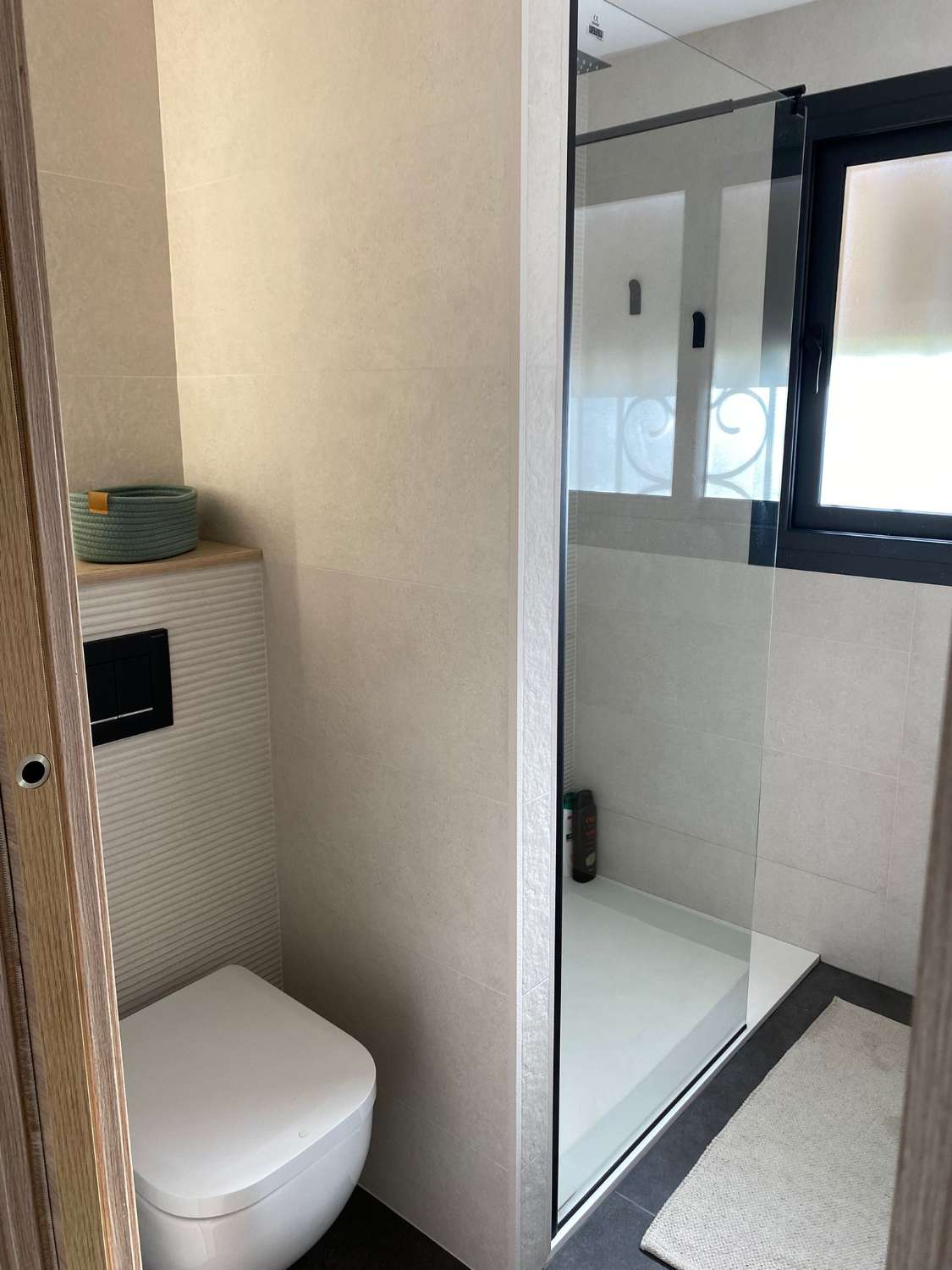 Casa independiente con hermoso jardín en Miami Platja