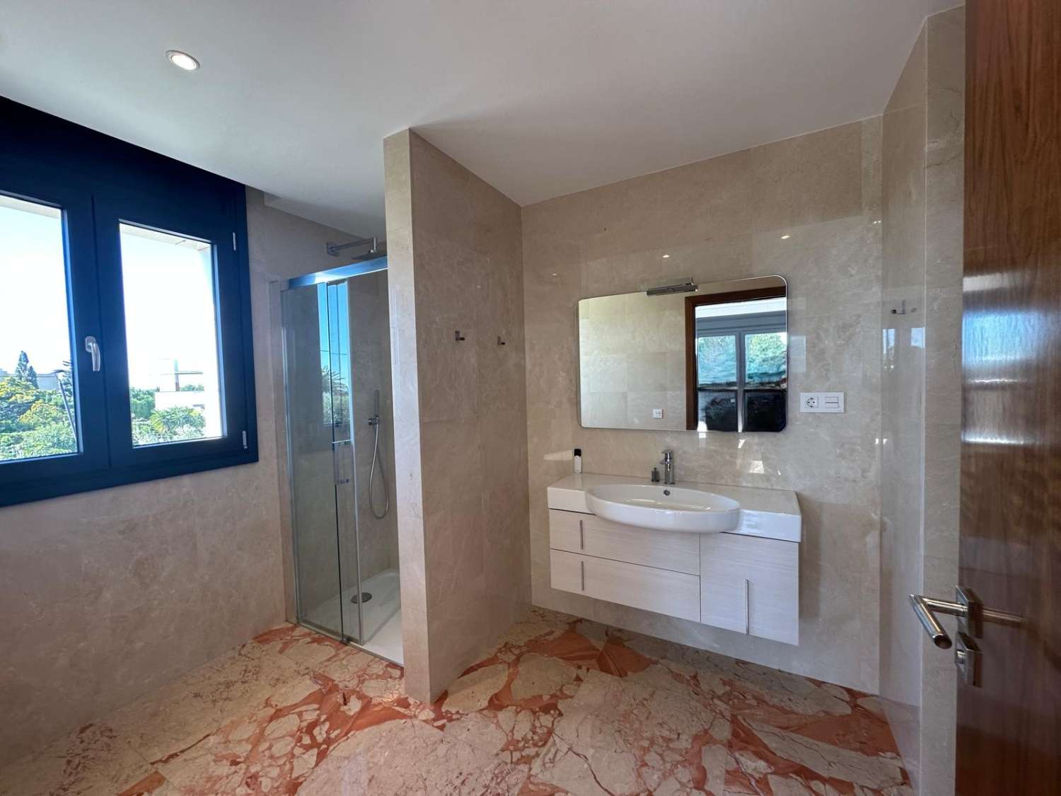 Villa de lujo en primera línea de mar — Rocas Doradas, L’Ametlla de Mar