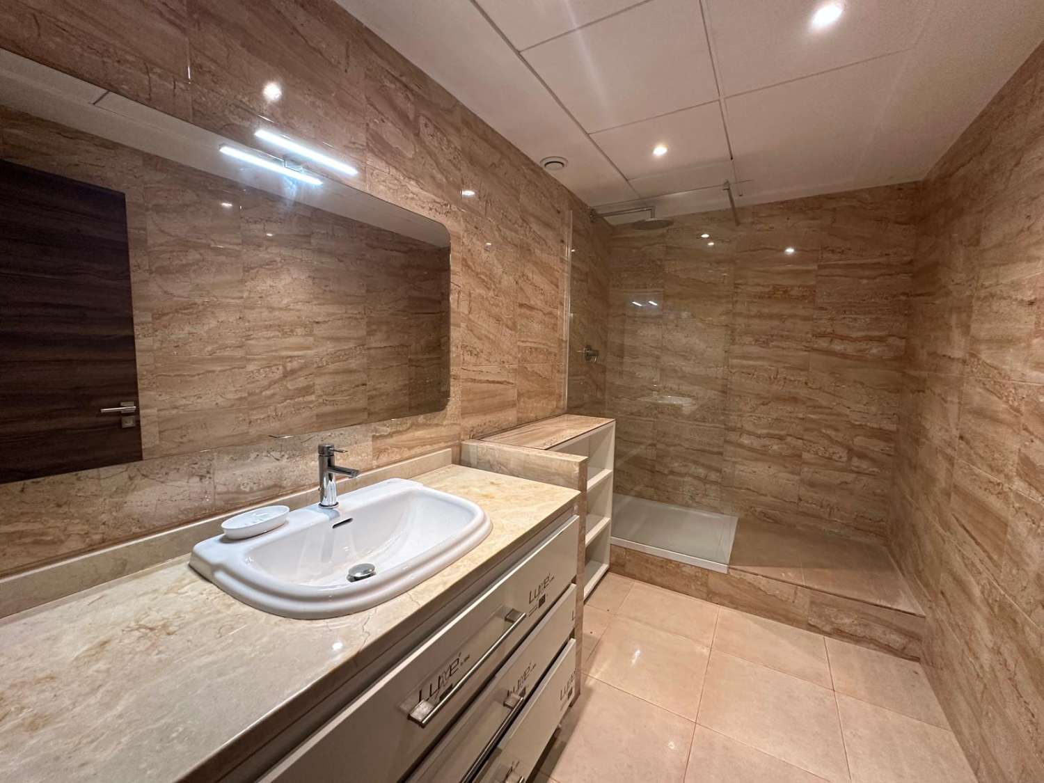 Villa de lujo en primera línea de mar — Rocas Doradas, L’Ametlla de Mar