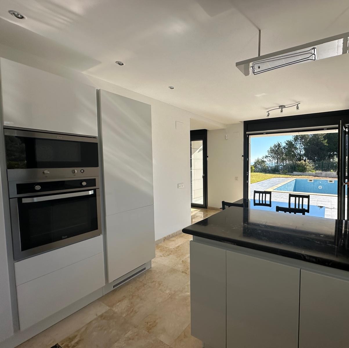 Villa de lujo en primera línea de mar — Rocas Doradas, L’Ametlla de Mar