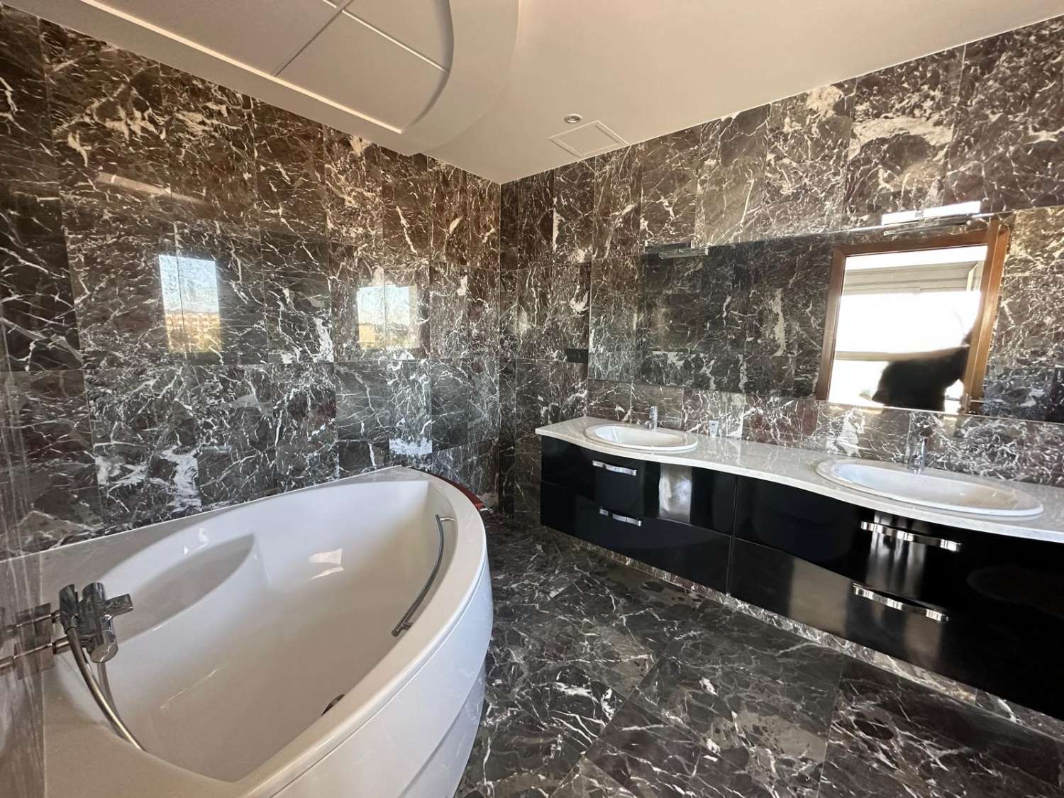 Villa de lujo en primera línea de mar — Rocas Doradas, L’Ametlla de Mar