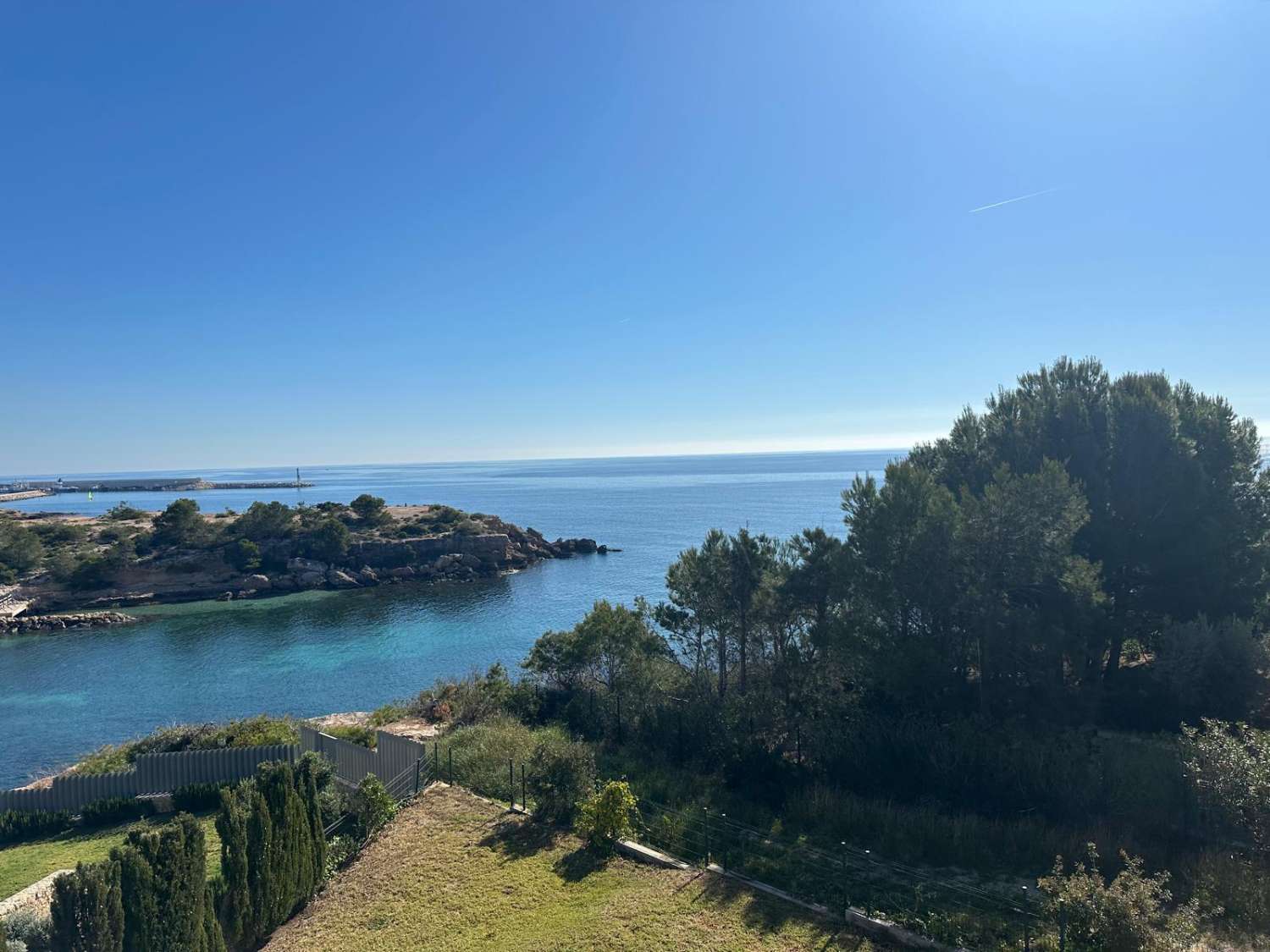 Villa de lujo en primera línea de mar — Rocas Doradas, L’Ametlla de Mar