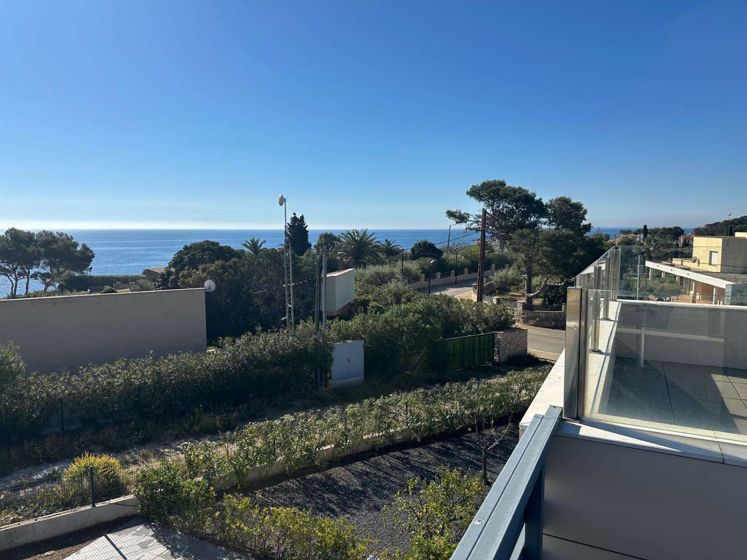 Villa de lujo en primera línea de mar — Rocas Doradas, L’Ametlla de Mar