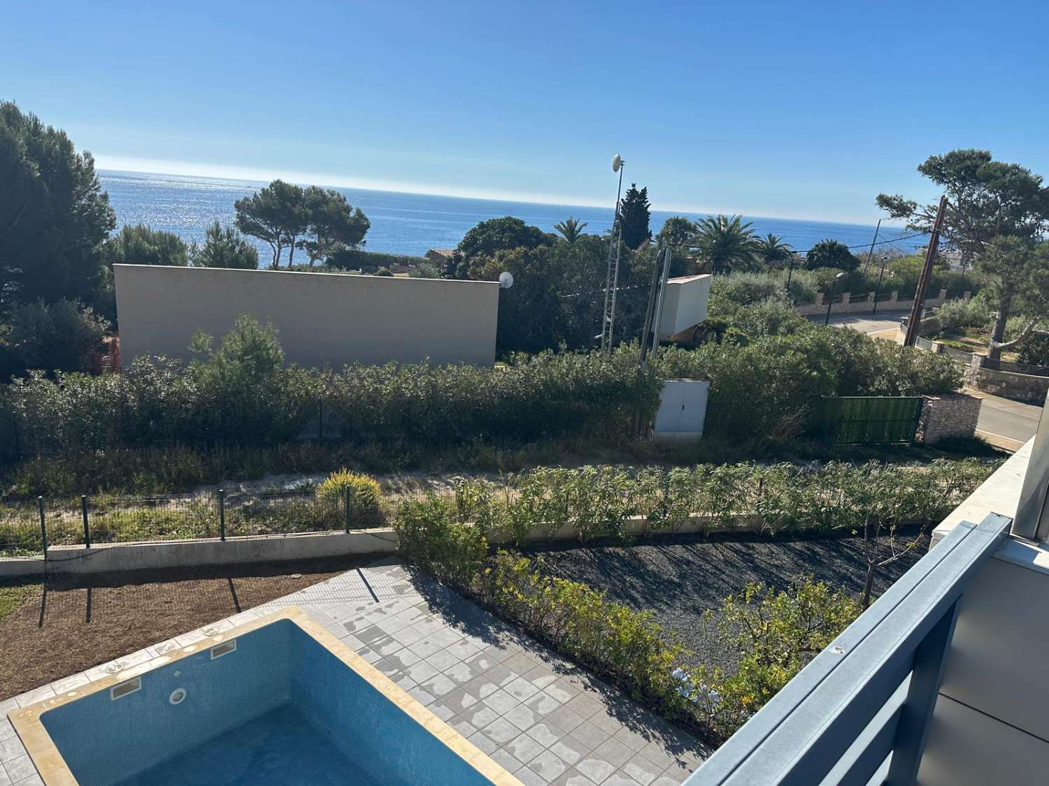 Villa de lujo en primera línea de mar — Rocas Doradas, L’Ametlla de Mar