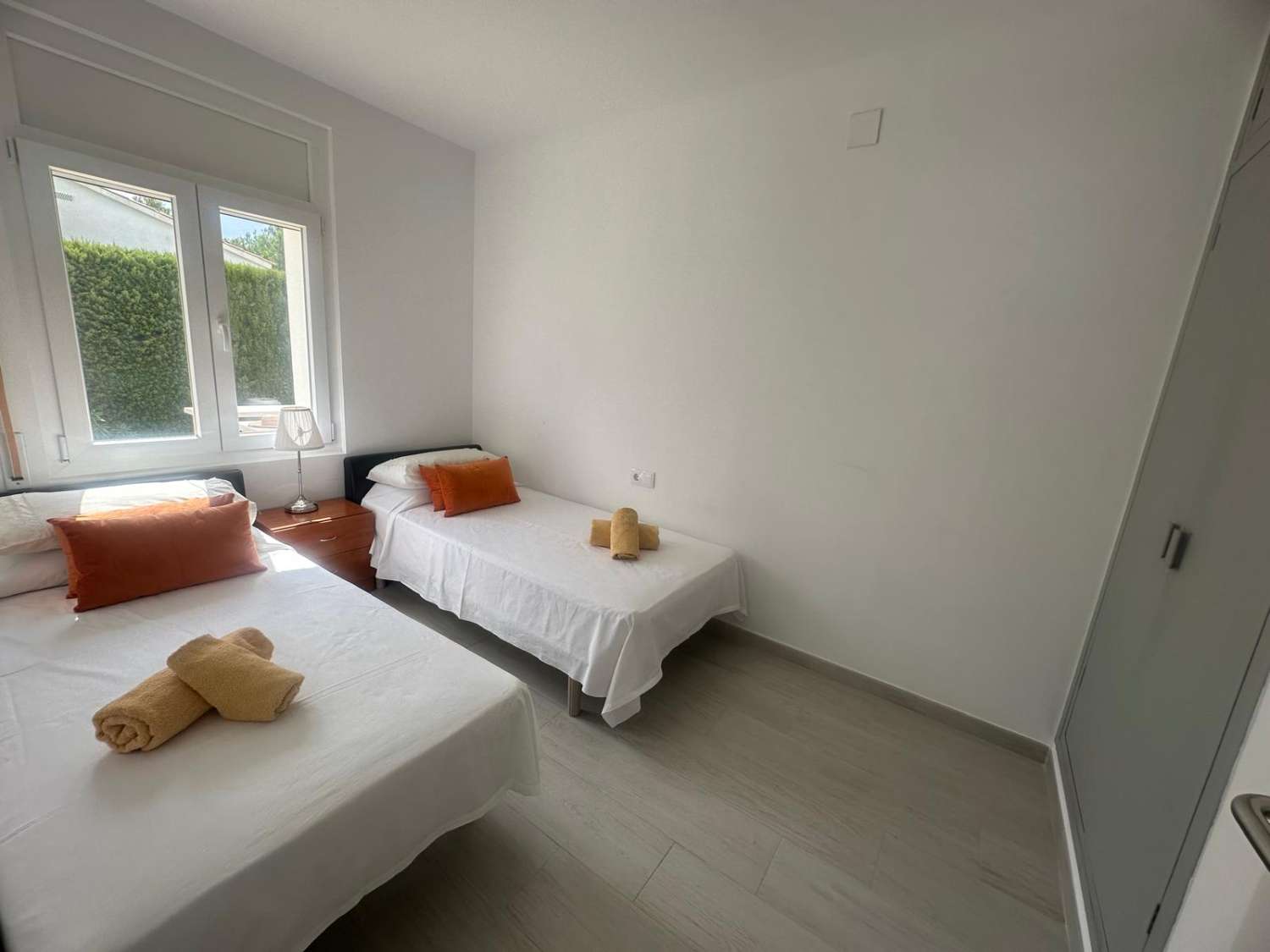 Preciosa villa totalmente renovada a solo 1,5 km de la playa