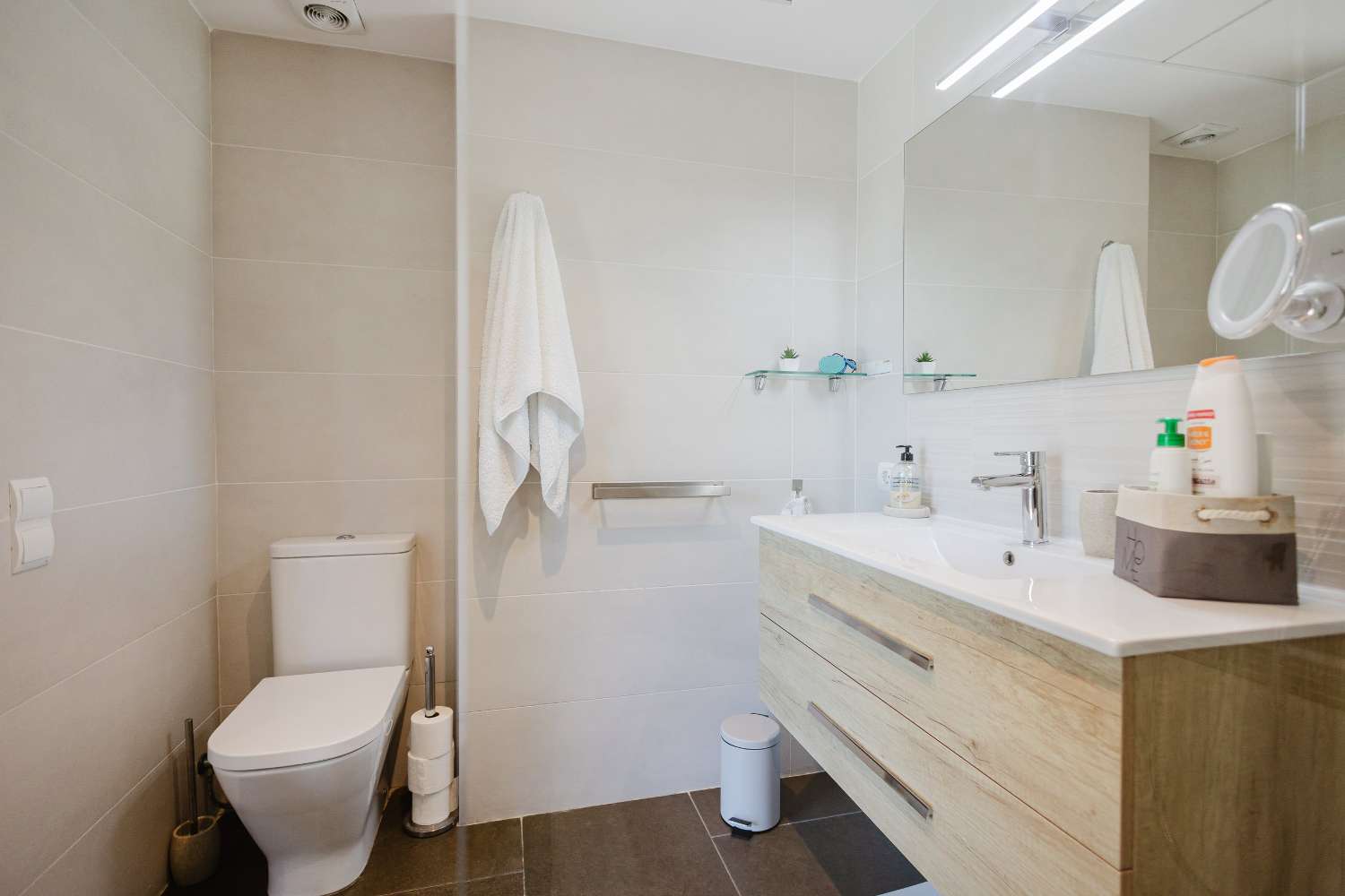 ¡Excepcional! ¡Magnífica casa moderna a solo 250 metros del mar!