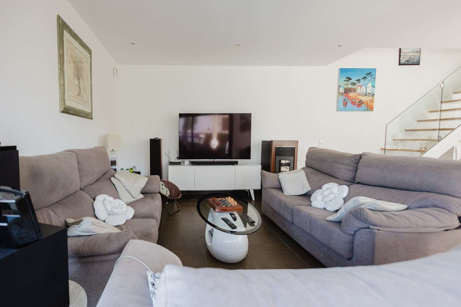 ¡Excepcional! ¡Magnífica casa moderna a solo 250 metros del mar!