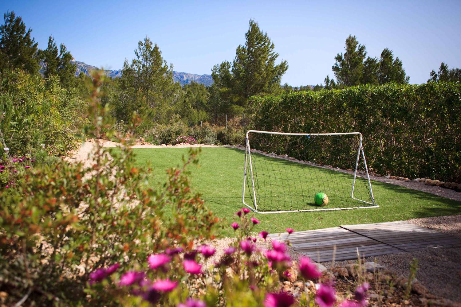 ¡EXCEPCIONAL! Gran casa rodeada de naturaleza con piscina y licencia turística en l'Ametlla de Mar