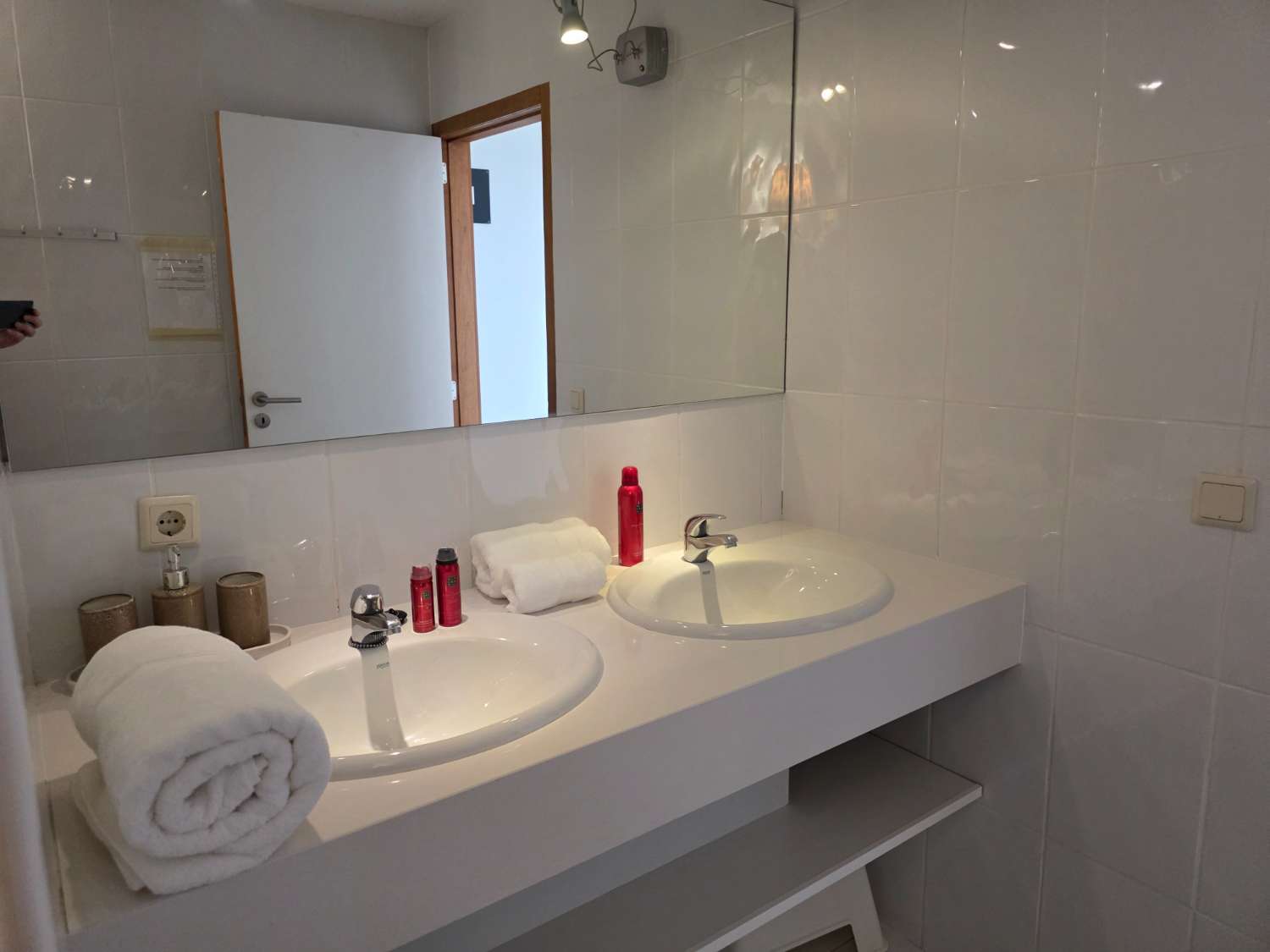 ¡EXCEPCIONAL! Gran casa rodeada de naturaleza con piscina y licencia turística en l'Ametlla de Mar