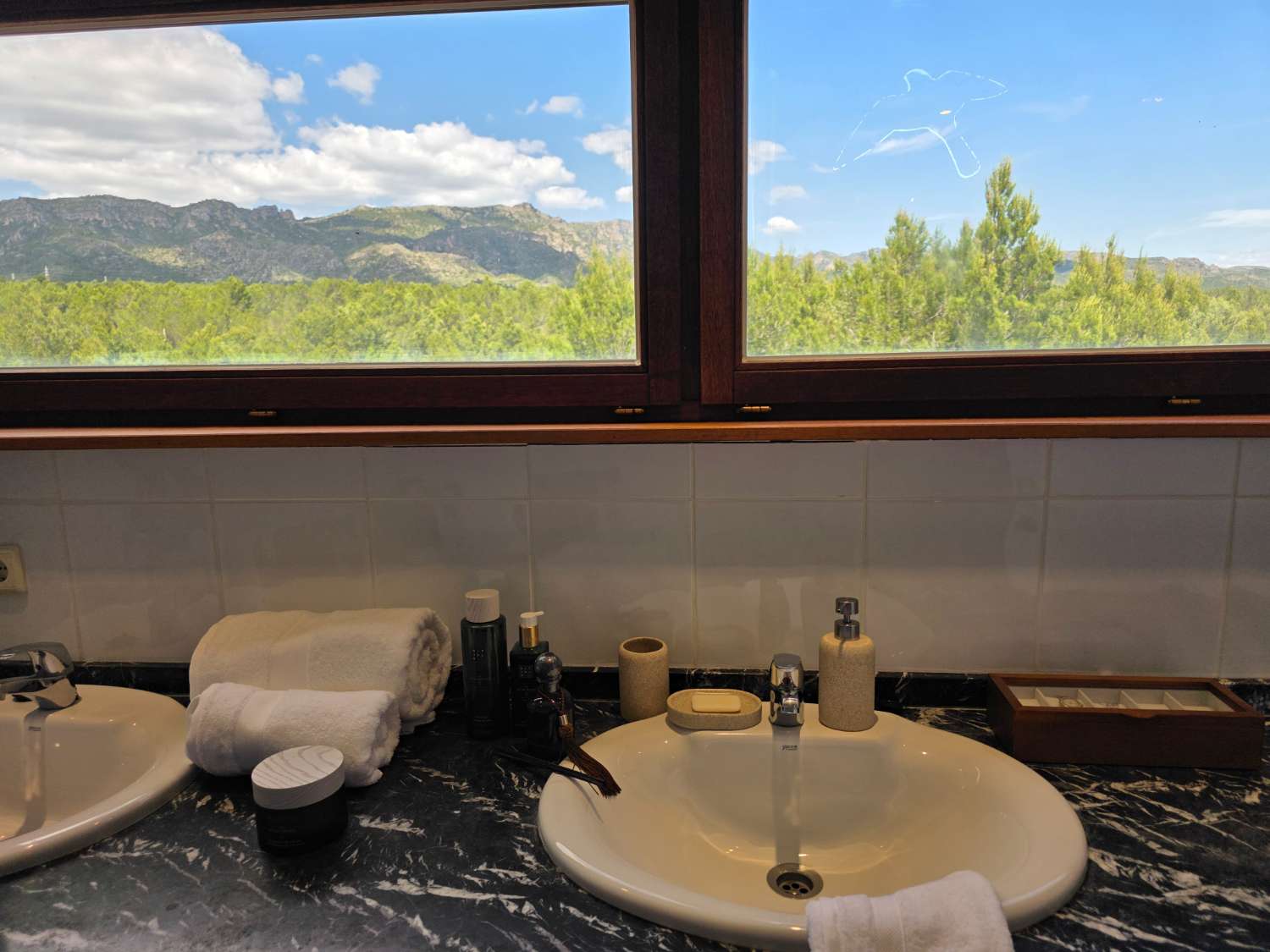 ¡EXCEPCIONAL! Gran casa rodeada de naturaleza con piscina y licencia turística en l'Ametlla de Mar