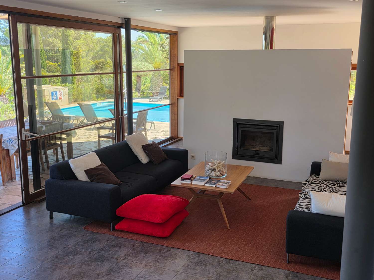 ¡EXCEPCIONAL! Gran casa rodeada de naturaleza con piscina y licencia turística en l'Ametlla de Mar