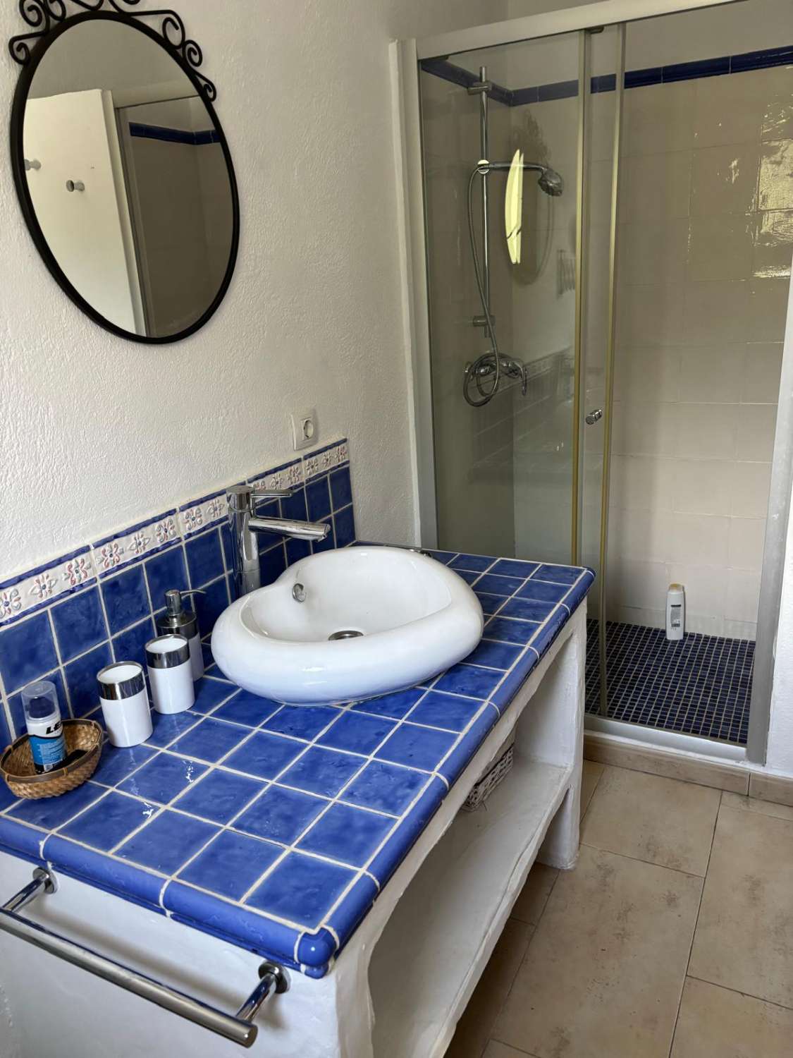 Finca con encanto, vistas al mar, licencia turística, piscina y alojamientos independientes en L'Ametlla de Mar
