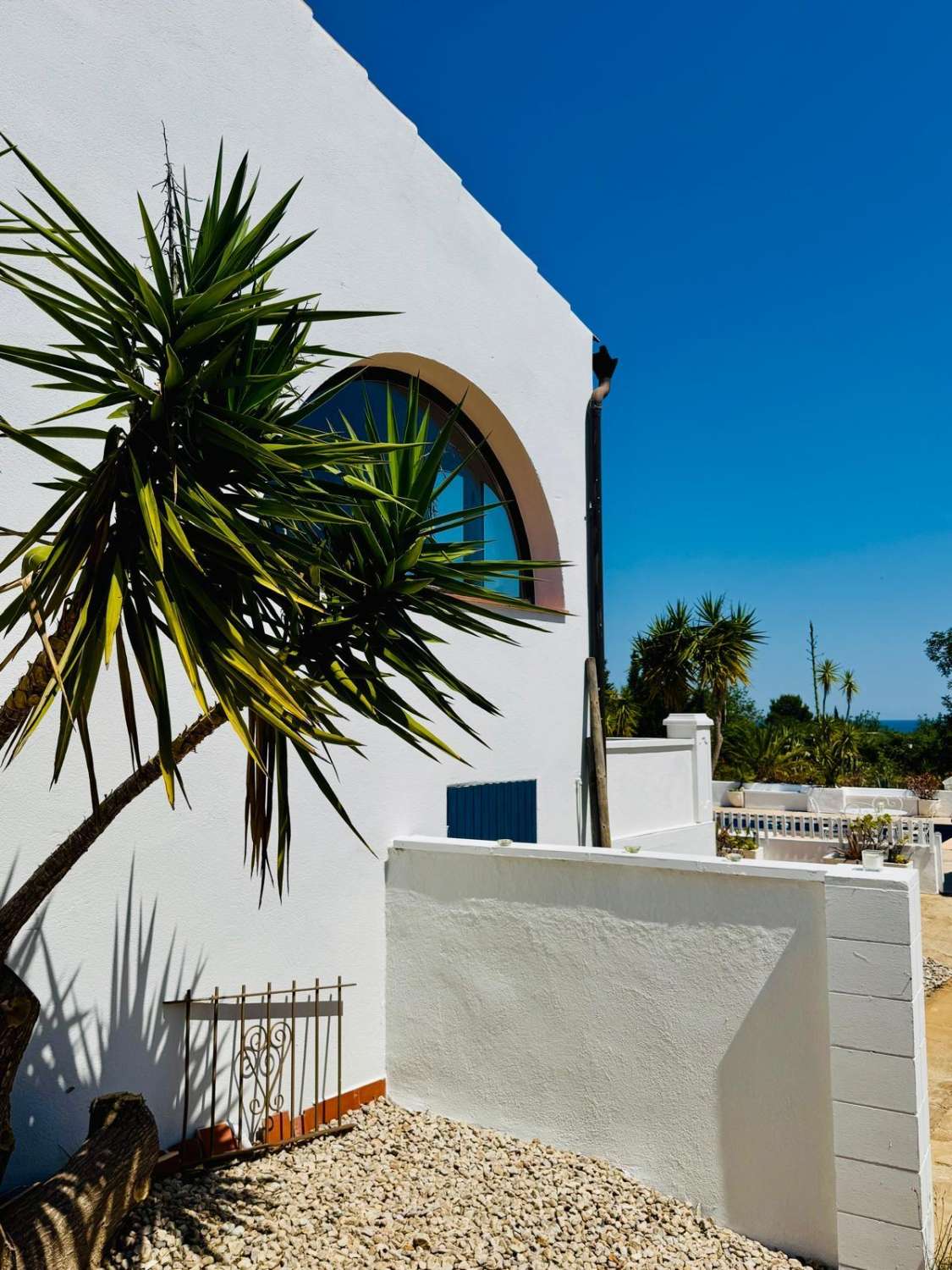 Finca con encanto, vistas al mar, licencia turística, piscina y alojamientos independientes en L'Ametlla de Mar
