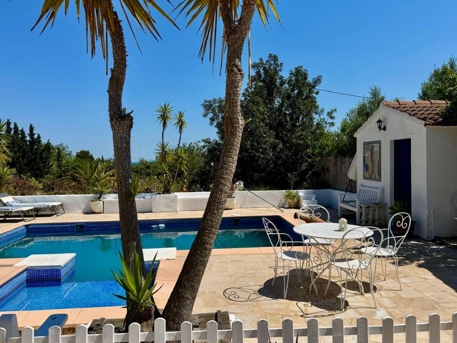 Finca con encanto, vistas al mar, licencia turística, piscina y alojamientos independientes en L'Ametlla de Mar