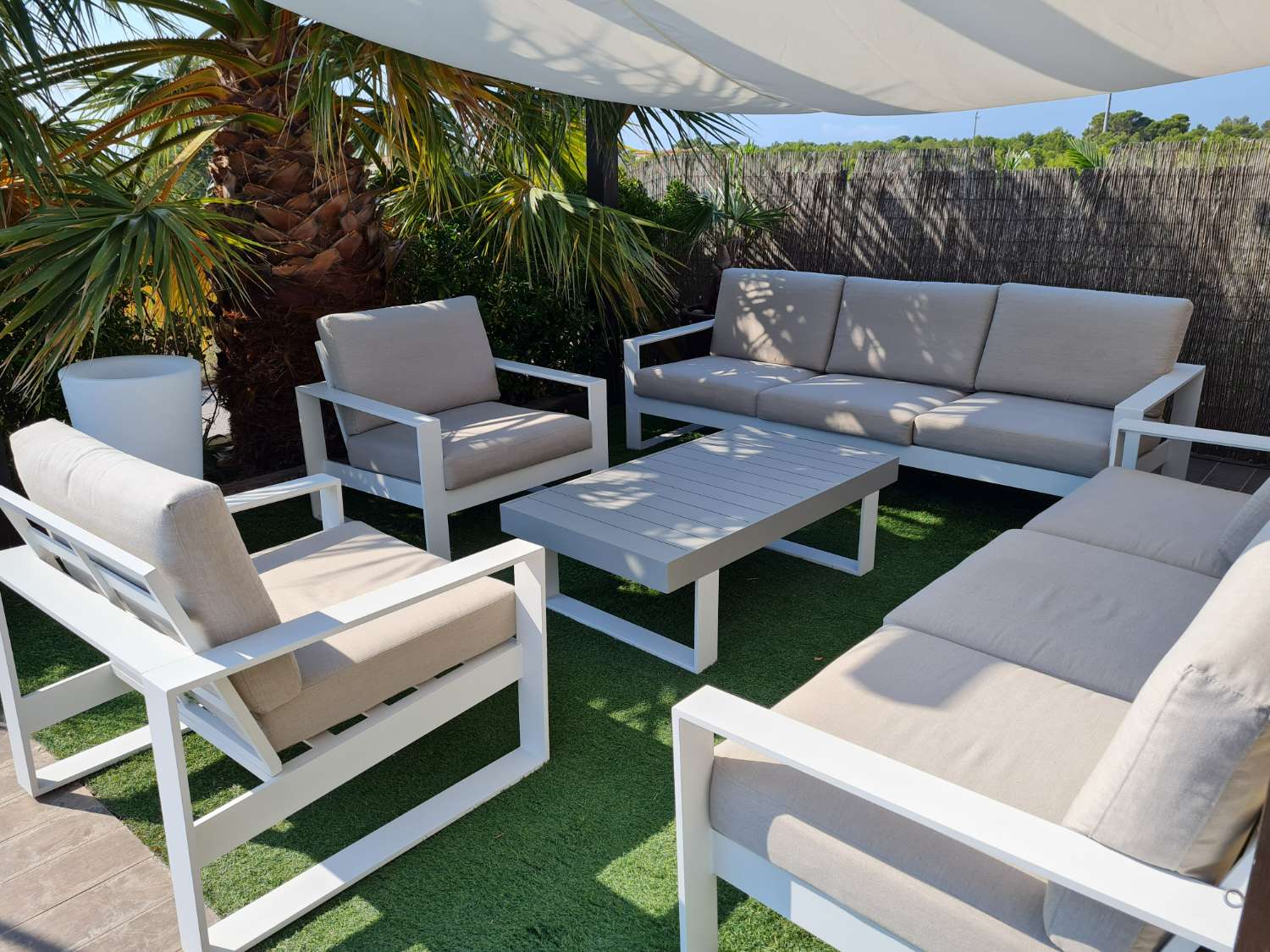 Fully detached luxury villa in Les Tres Cales!!!