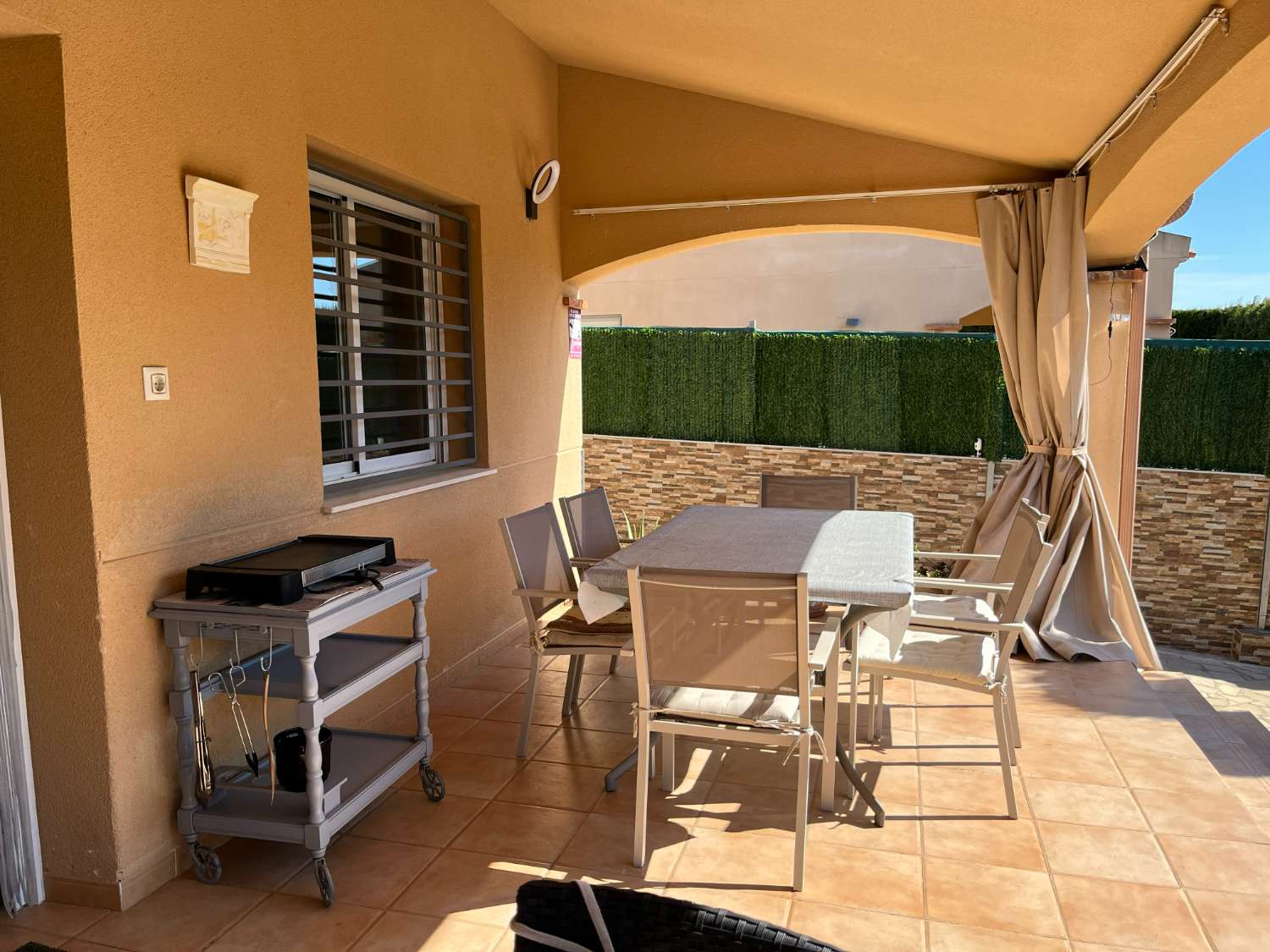 08 Canarias - Villa con piscina privada en Miami Platja