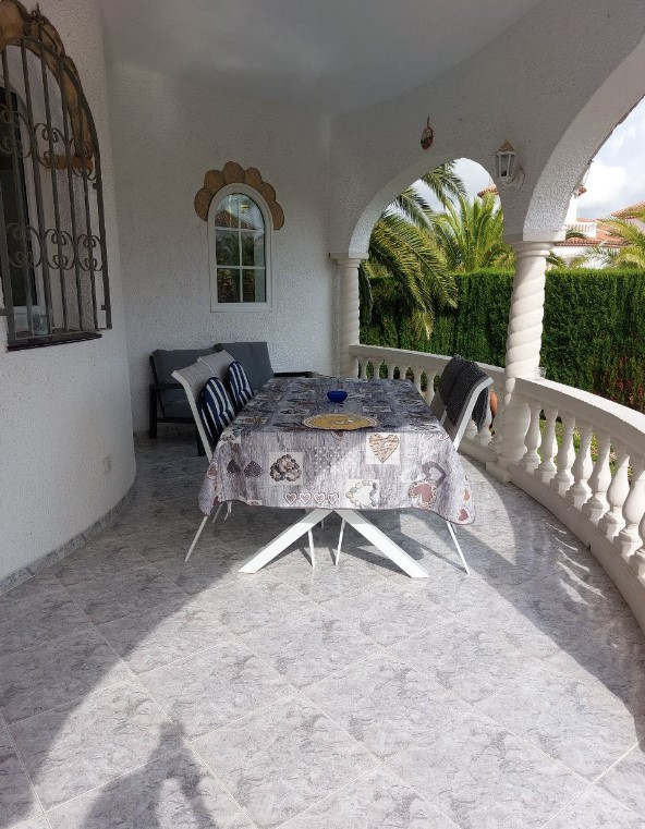 06 Cadiz - Charming house with private pool in Miami Playa