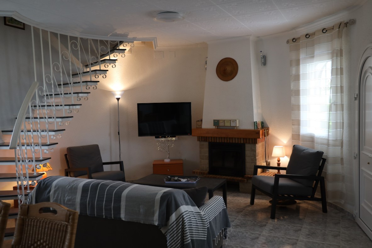 06 Cadiz - Charming house with private pool in Miami Playa