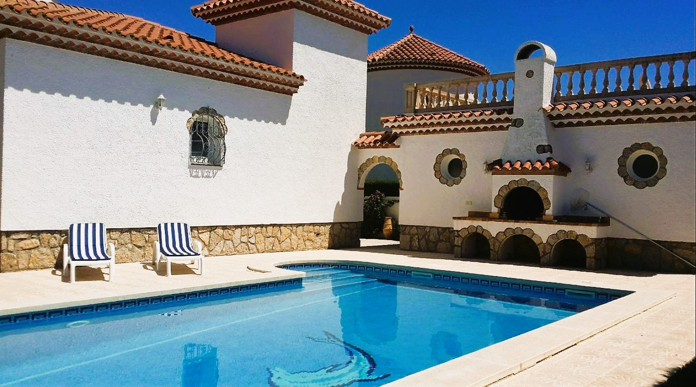 Encantadora casa amb piscina privada a Miami Platja