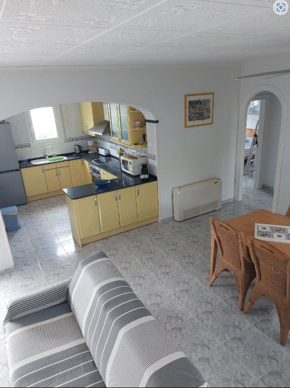 06 Cadiz - Charming house with private pool in Miami Playa