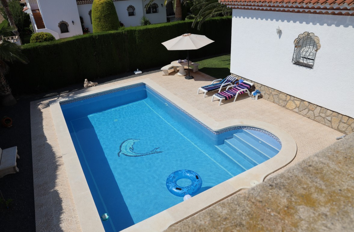 06 Cadiz - Charming house with private pool in Miami Playa