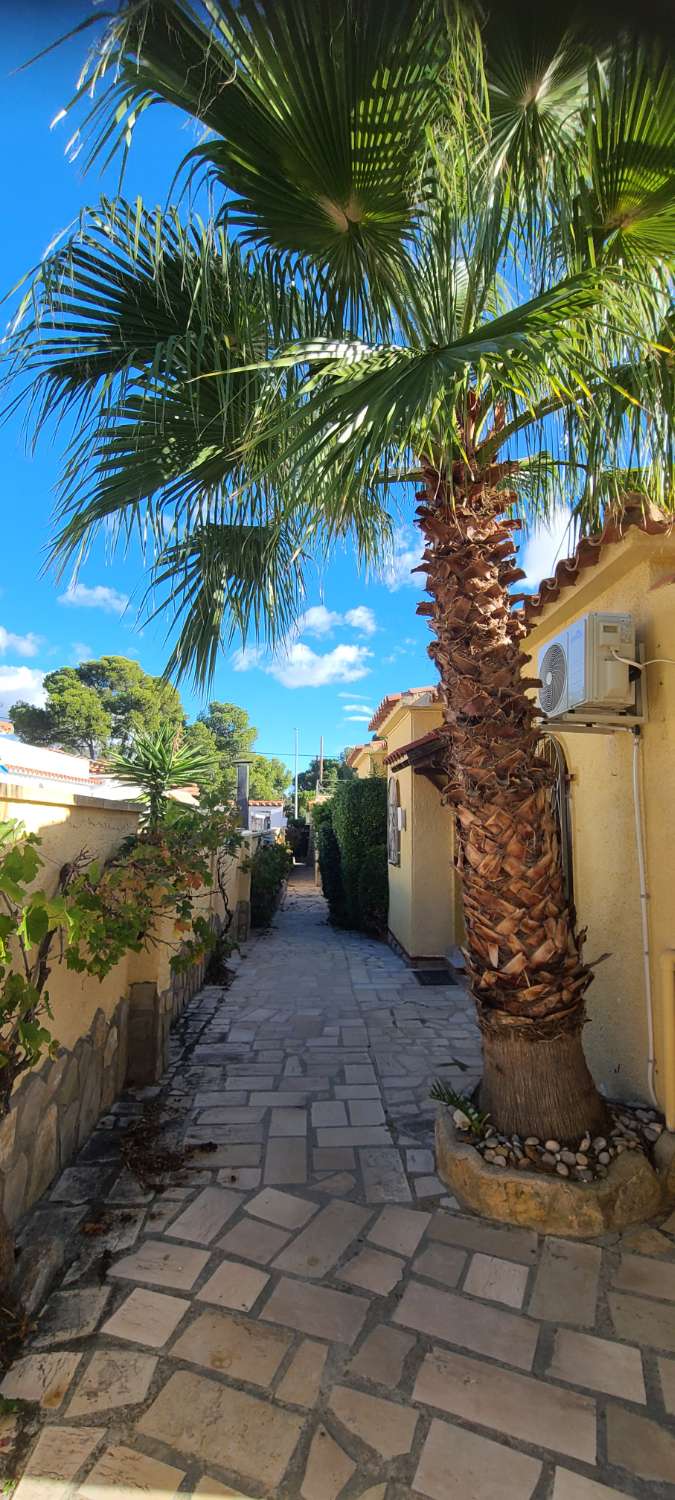 Gran villa atípica en el centro de Miami Platja, cerca de las calas!