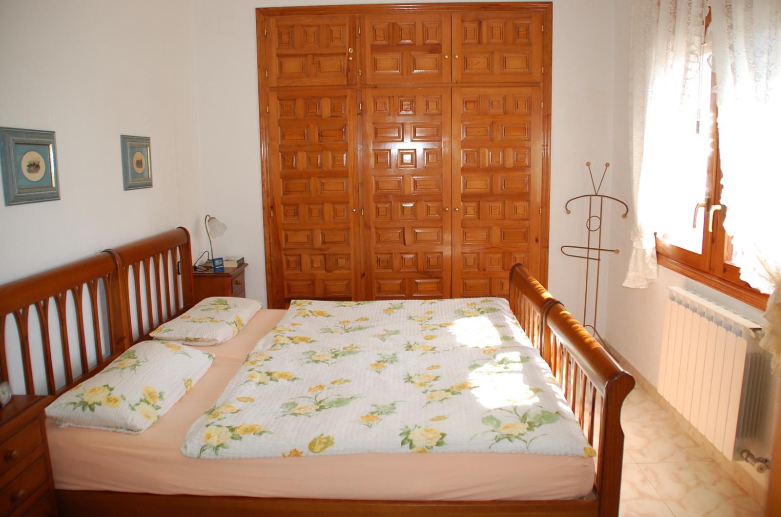 09 Christel -Típica villa con piscina privada en el centro de Miami Platja!