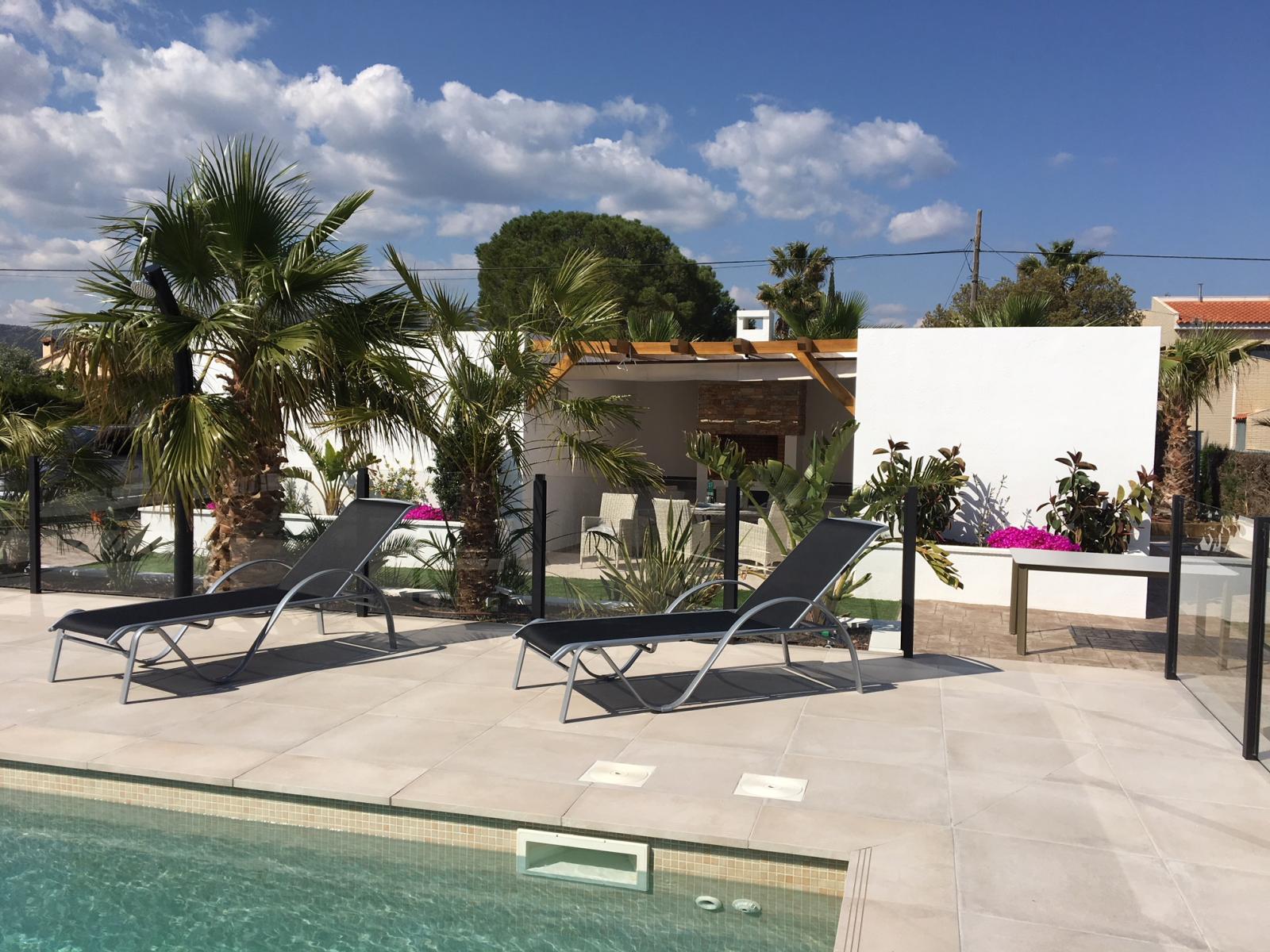 25 Montagut - Impresionante villa de lujo moderna