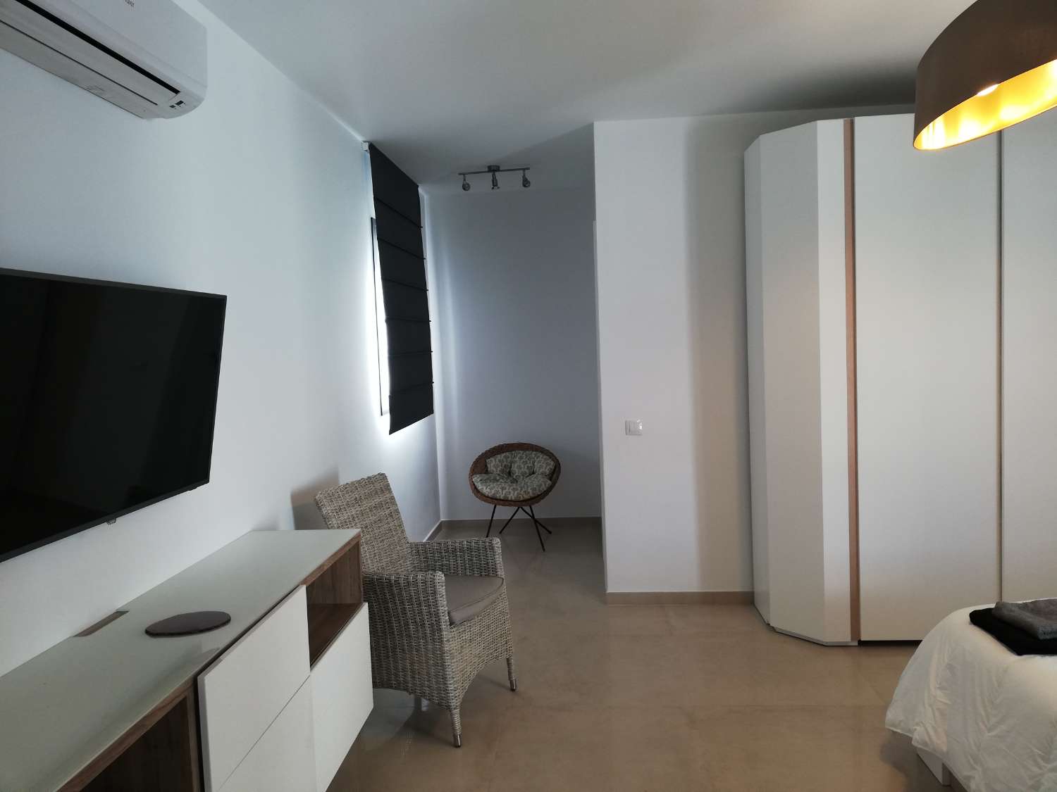 25 Montagut - Impresionante villa de lujo moderna