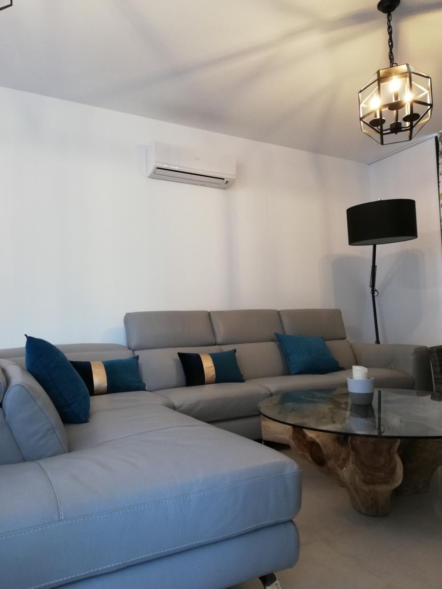 25 Montagut - Impresionante villa de lujo moderna