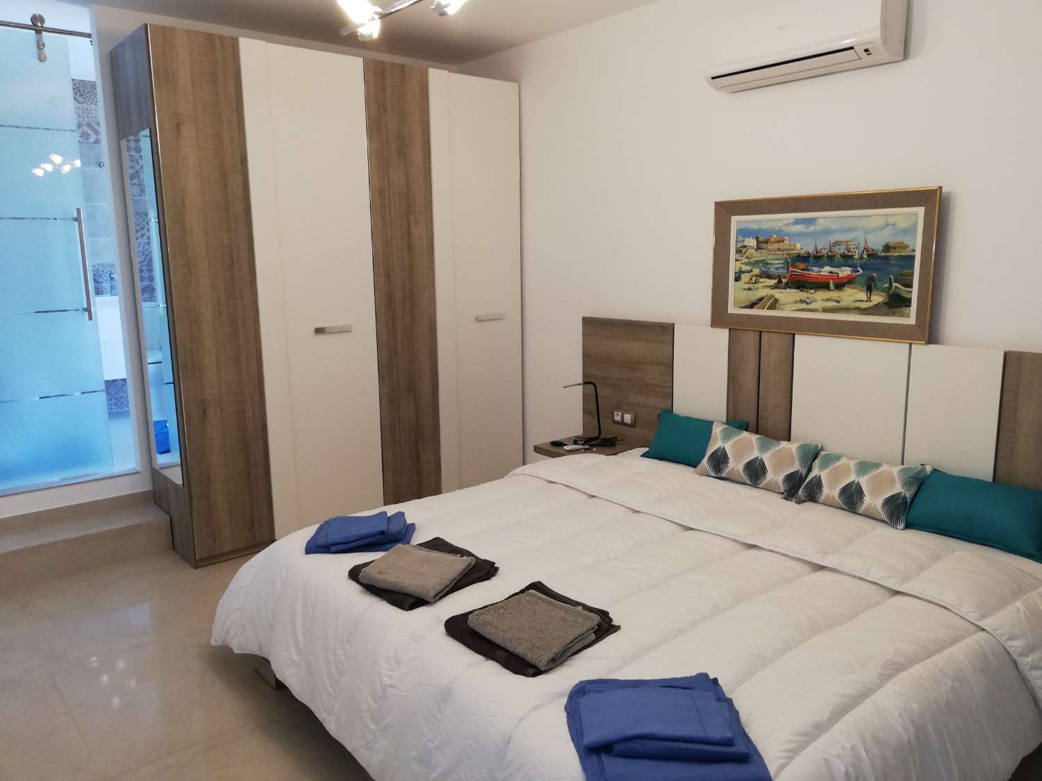 25 Montagut - Impresionante villa de lujo moderna