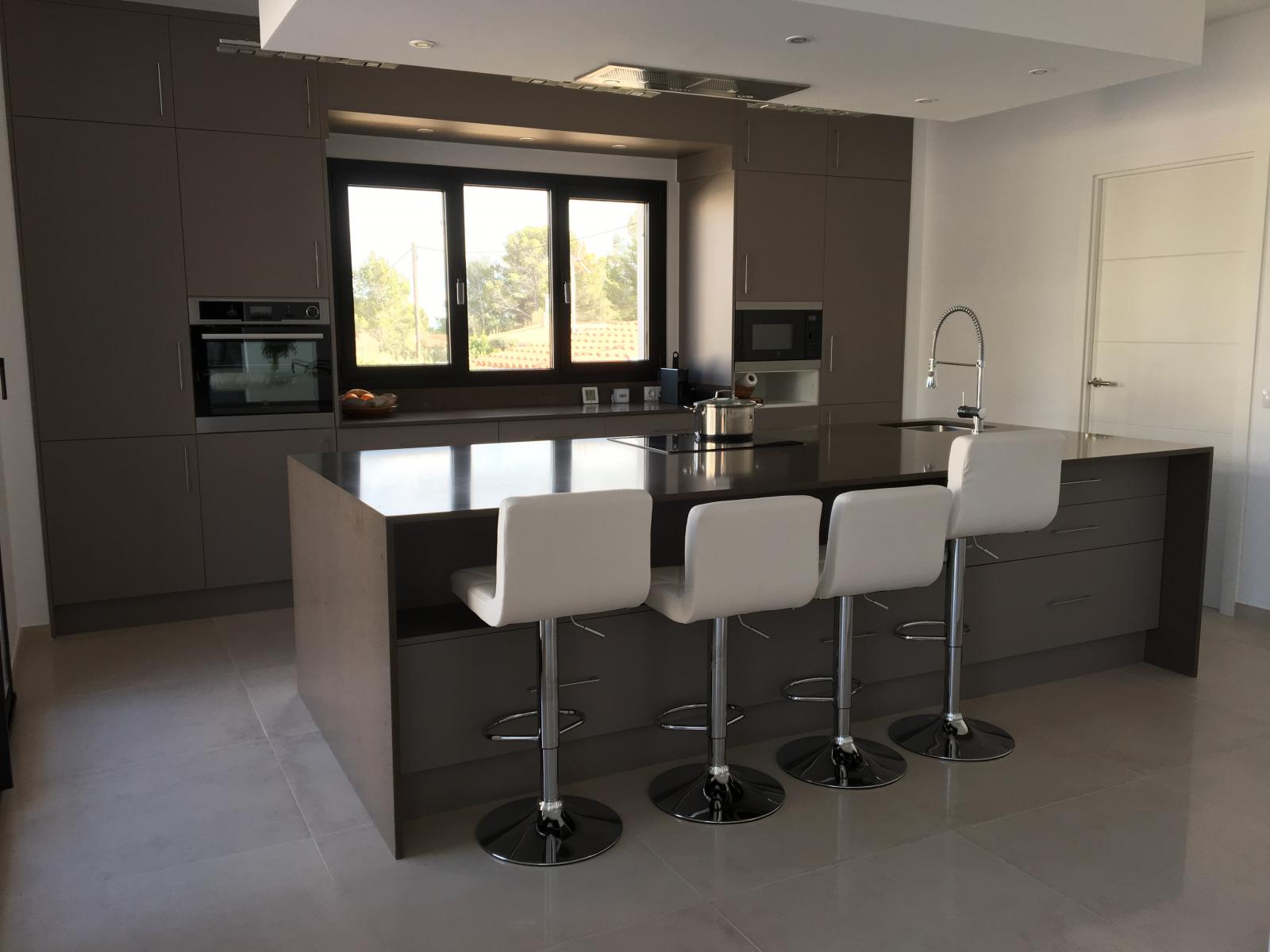 25 Montagut - Impresionante villa de lujo moderna