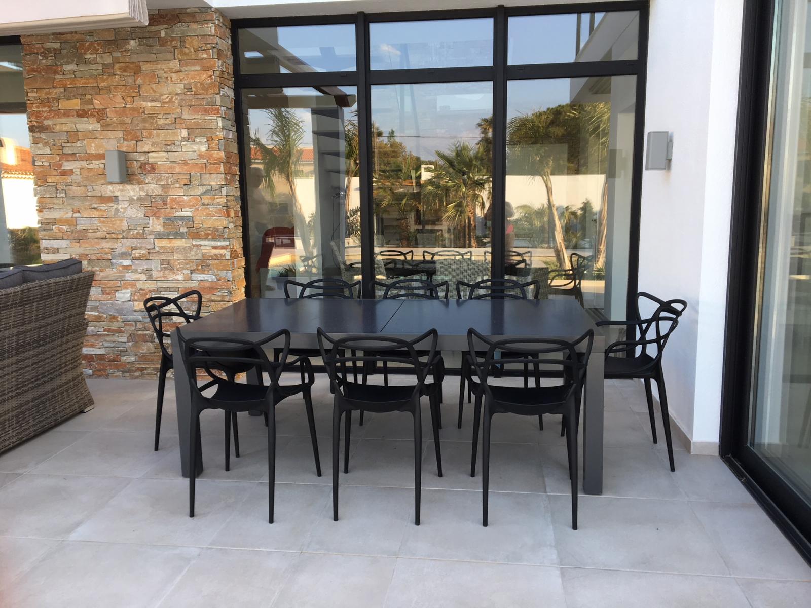 25 Montagut - Impresionante villa de lujo moderna